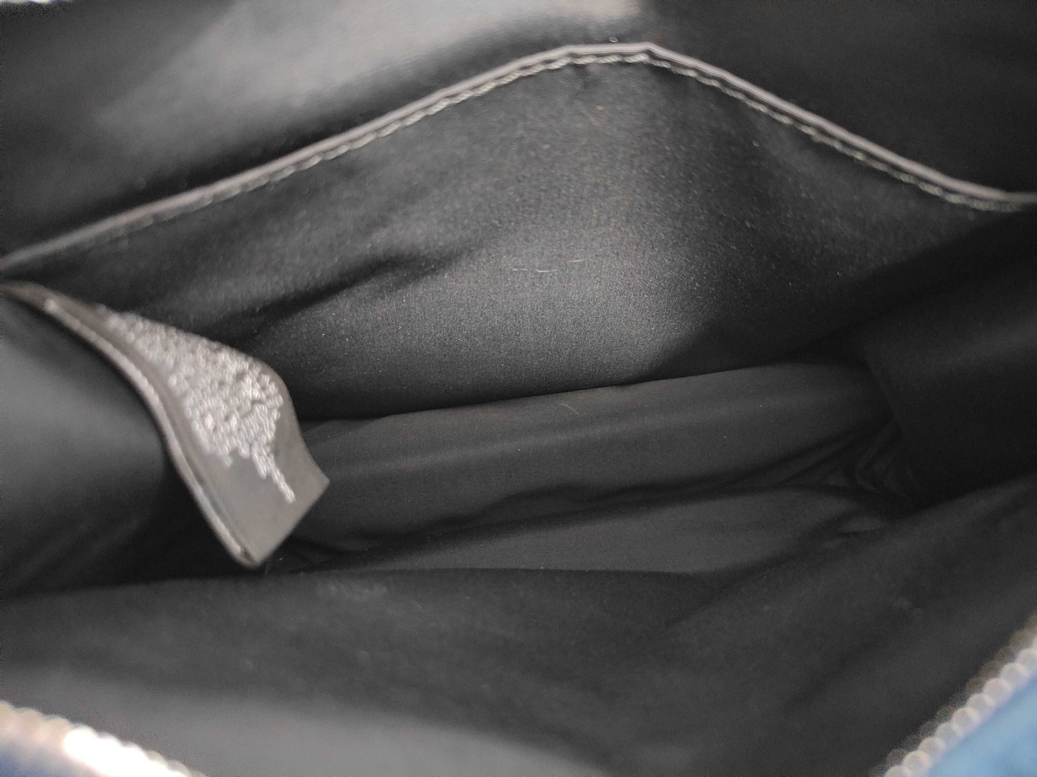 pouch — view 7