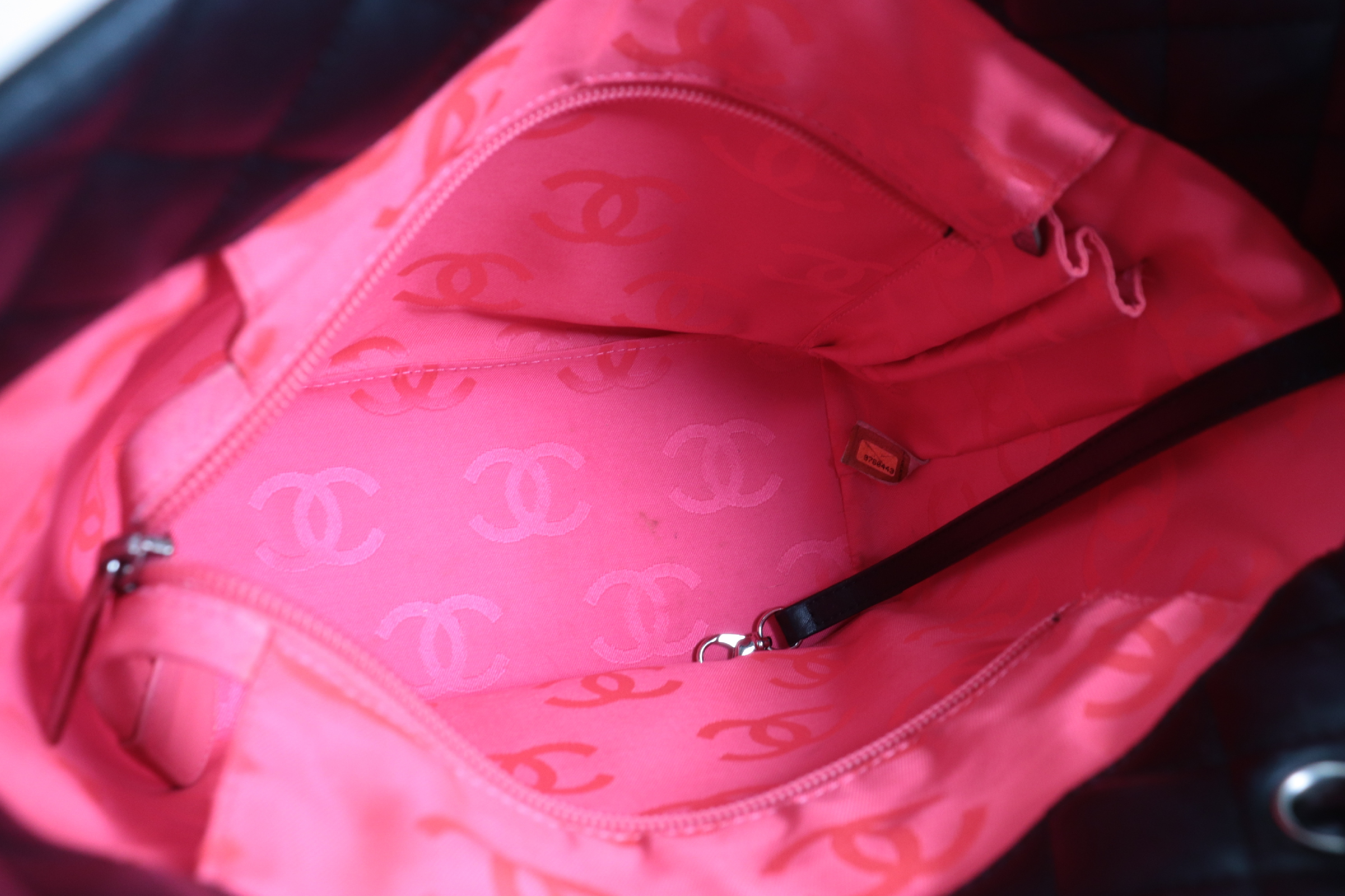 Cambon Medium Chain Tote, Series 9 Tote Bag — view 8