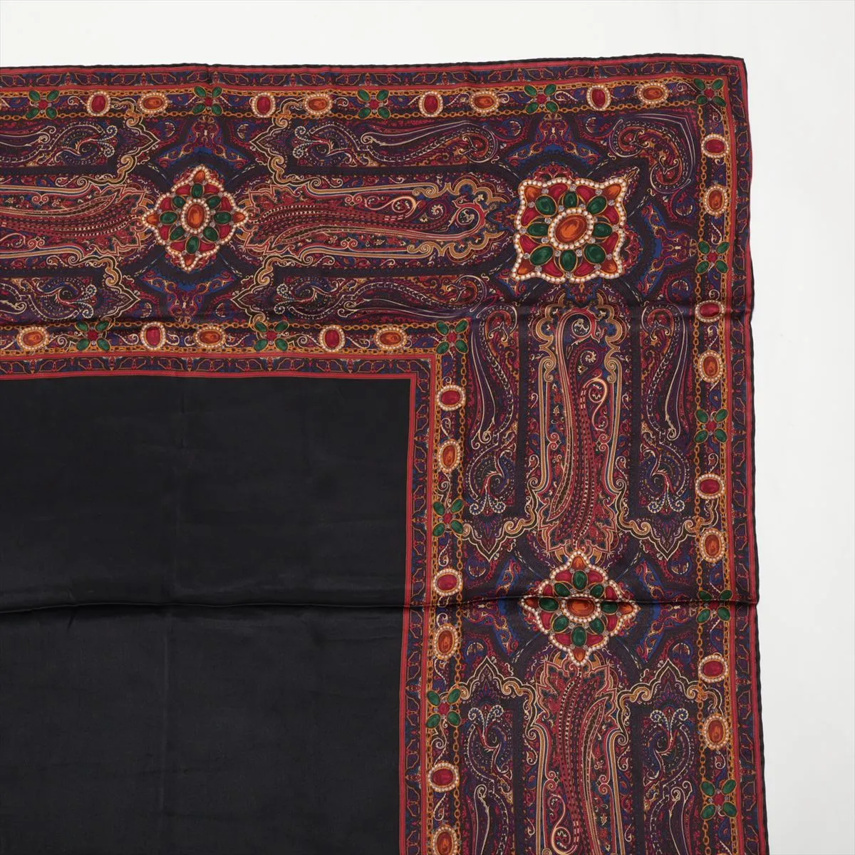 Gripore Scarf Silk Black x Multicolor Thread — view 3