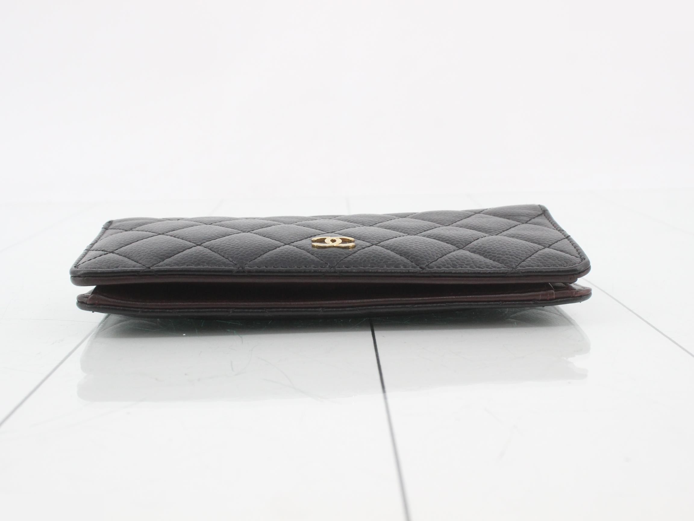 Matelassé Caviar Skin Bi-fold Long Wallet — view 3