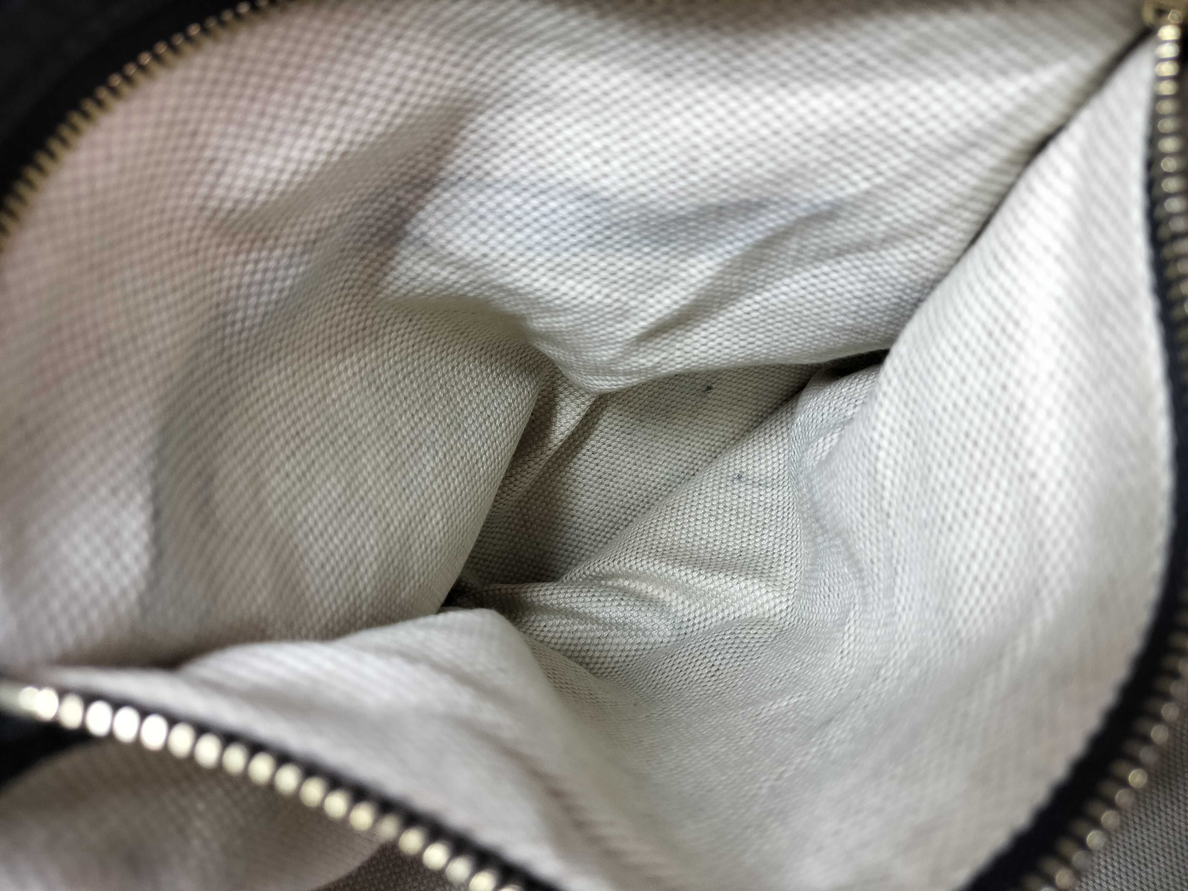 Soho Interlocking Leather Handbag 282309 Tote Bag — view 10
