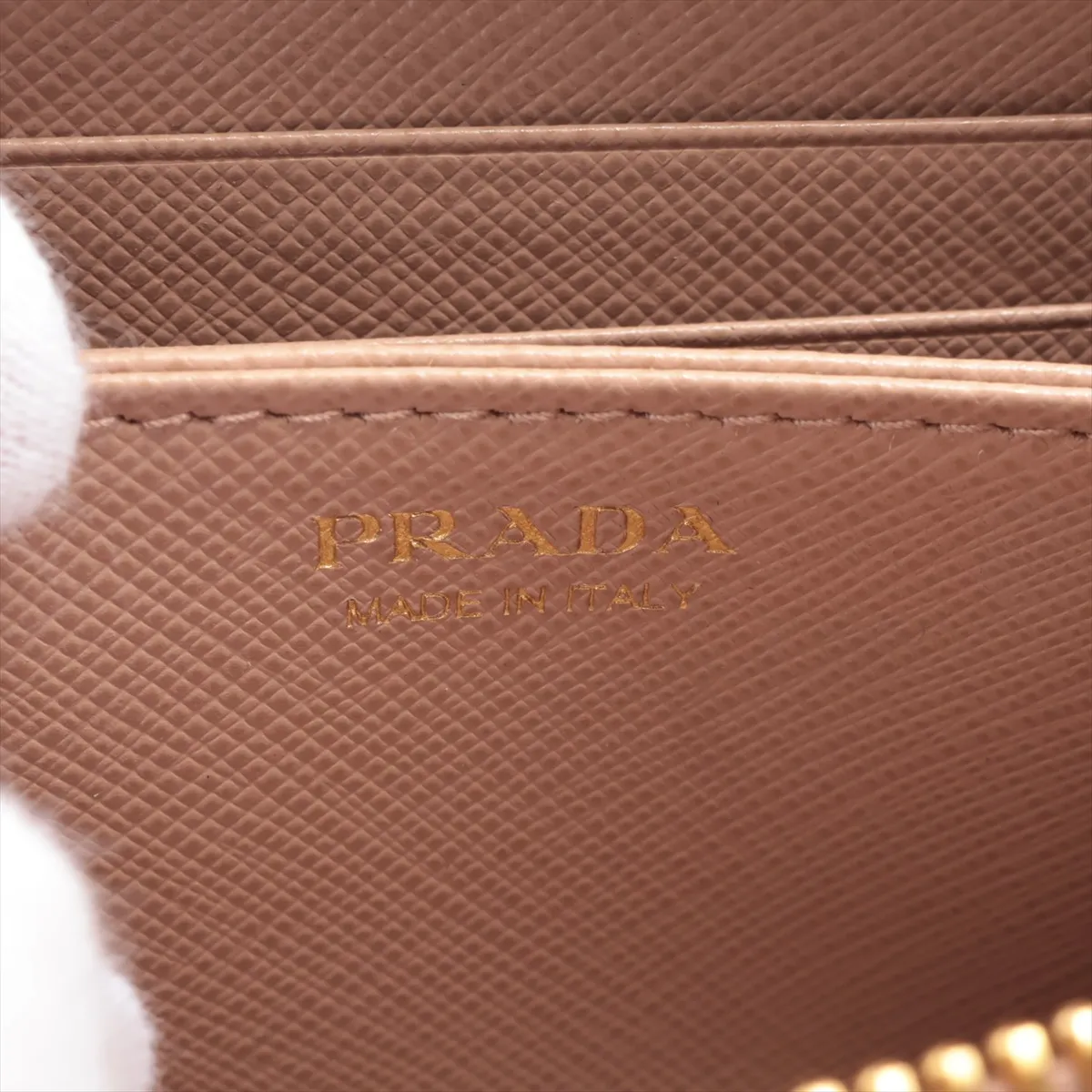Saffiano Metal 1MM268 Leather Coin Case Beige — view 8
