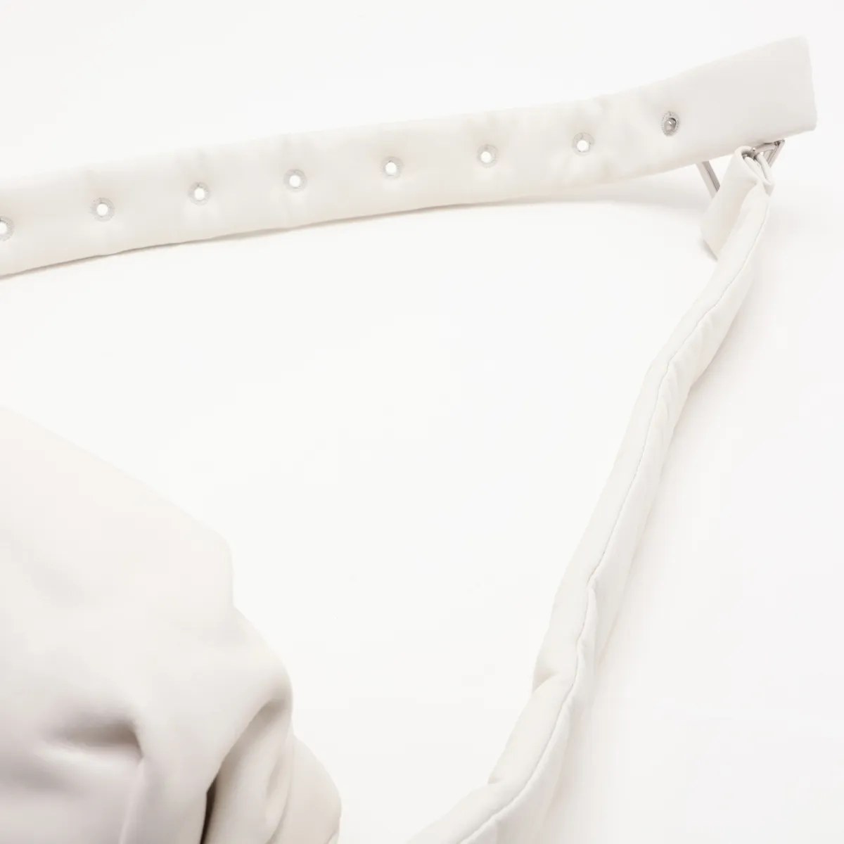 The Body Pouch Leather Body Bag White — view 5