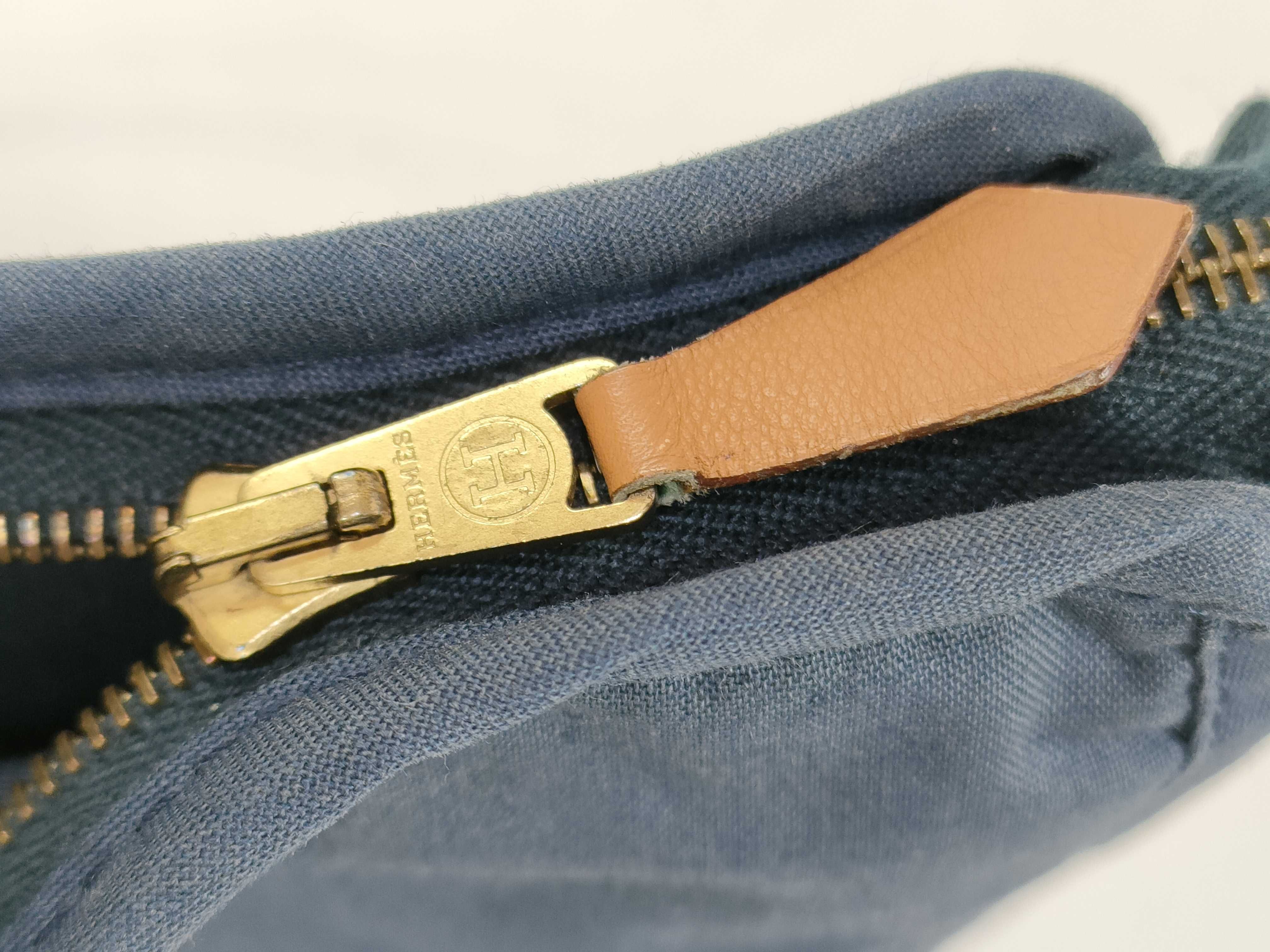 cotton pouch, navy. — view 11