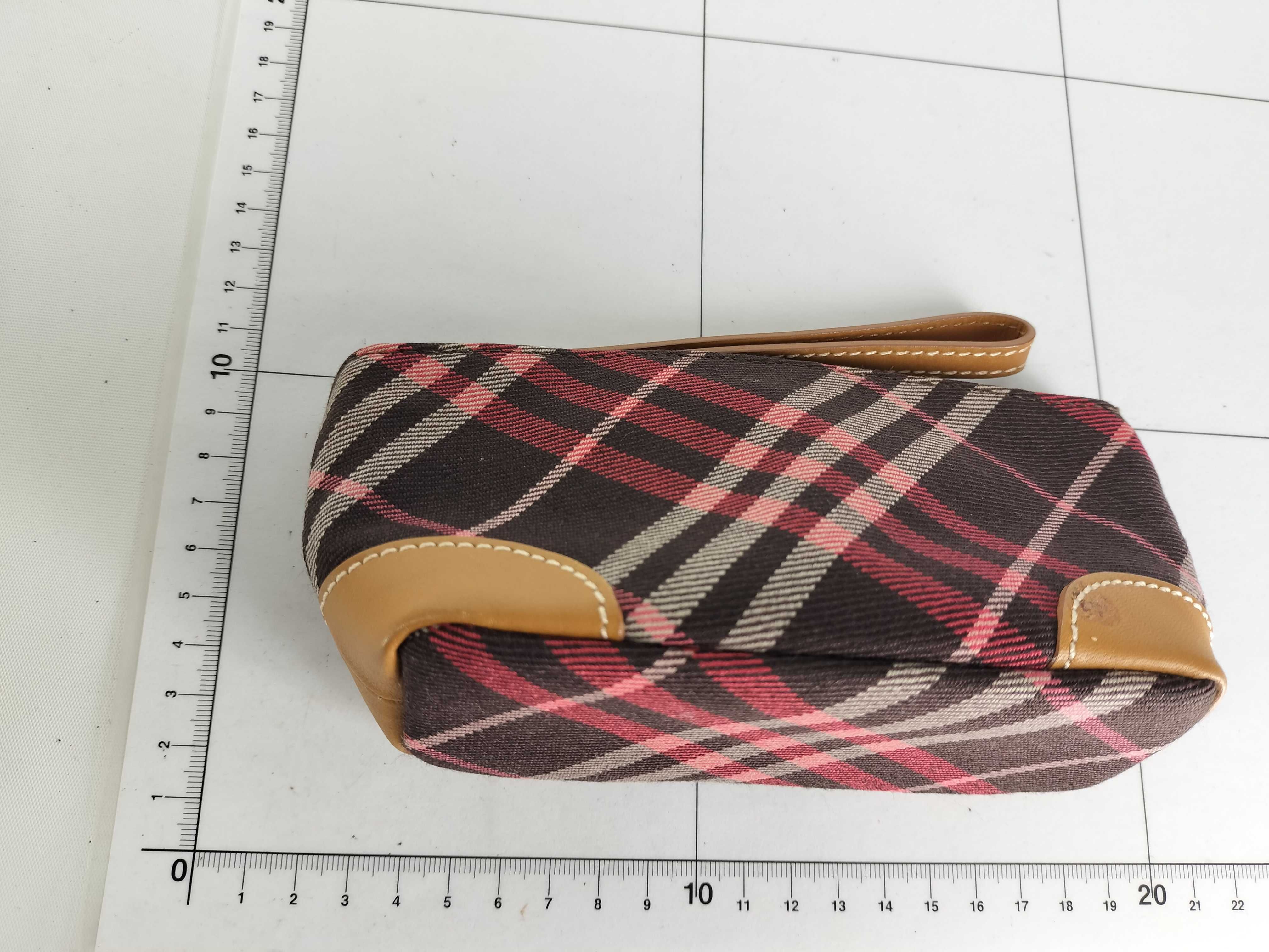 Blue Label Nova Check Pouch and other accessories — view 11