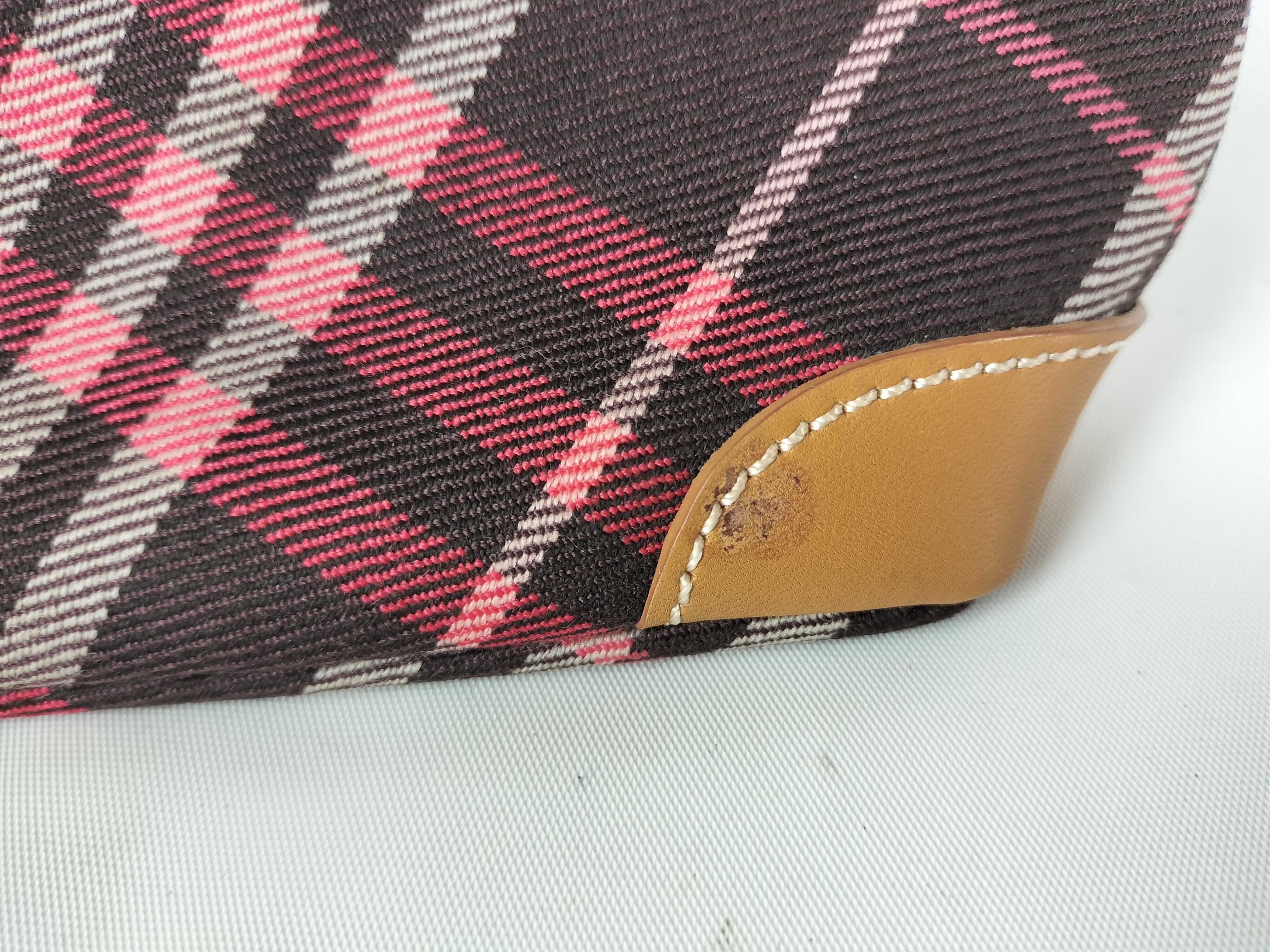 Blue Label Nova Check Pouch and other accessories — view 4
