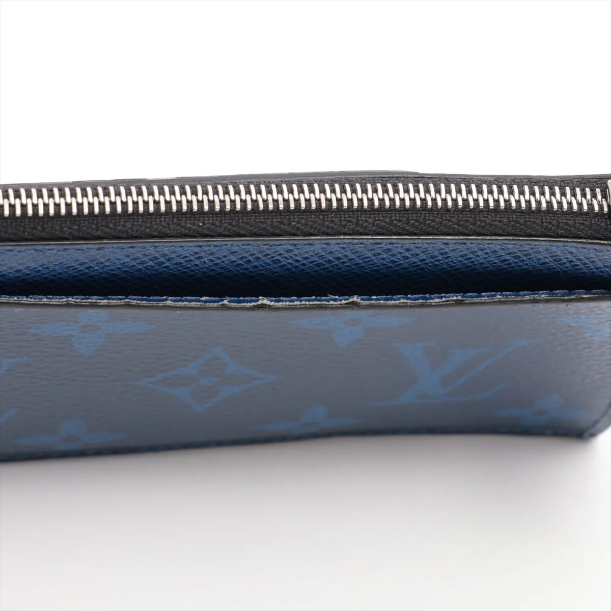 Taigarama Coin Card Holder M30270 Cobalt Fragment Case RFID Reactive — view 8