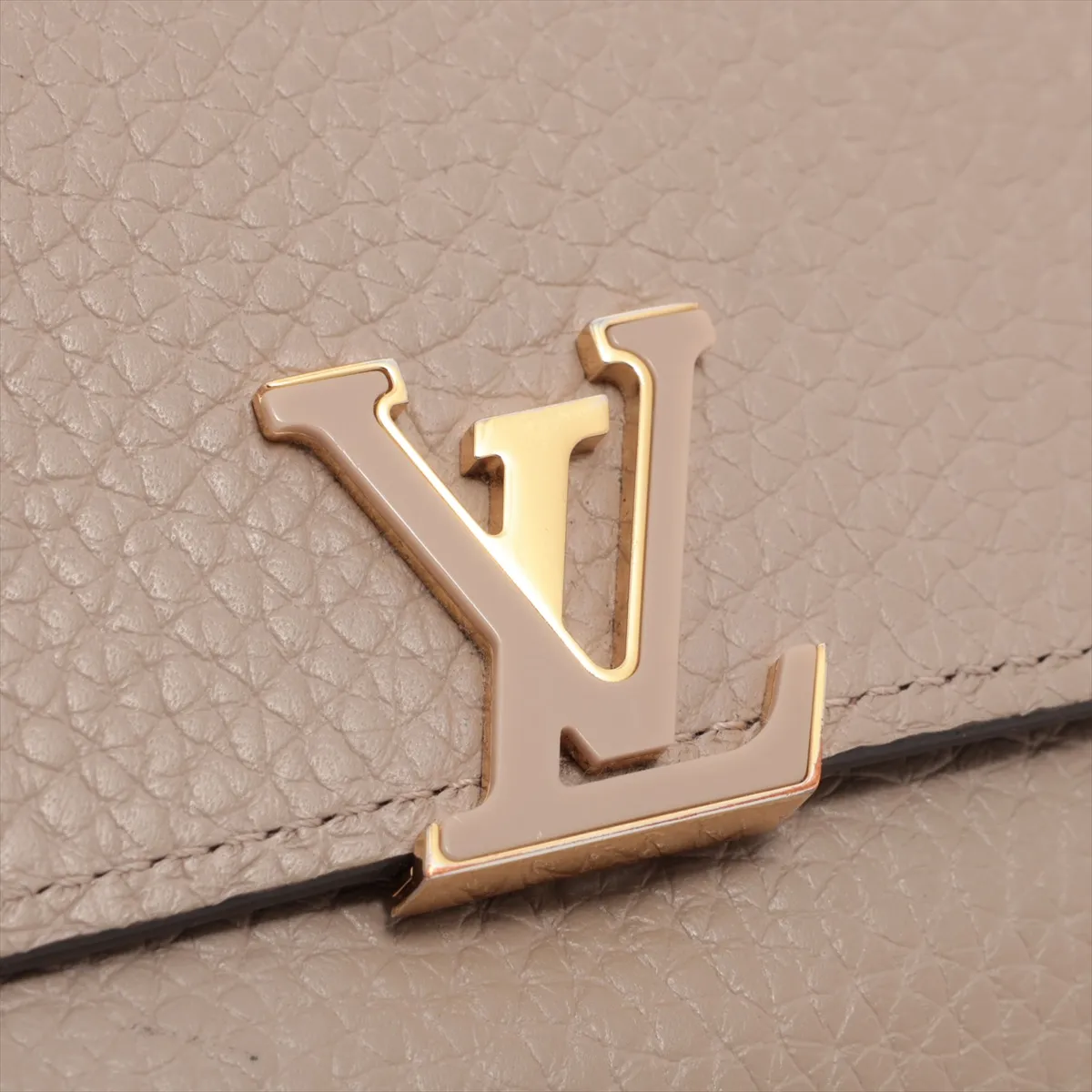 Taurillon Portefeuille Capucines Compact M62159 Galle Compact Wallet with RFID response — view 9