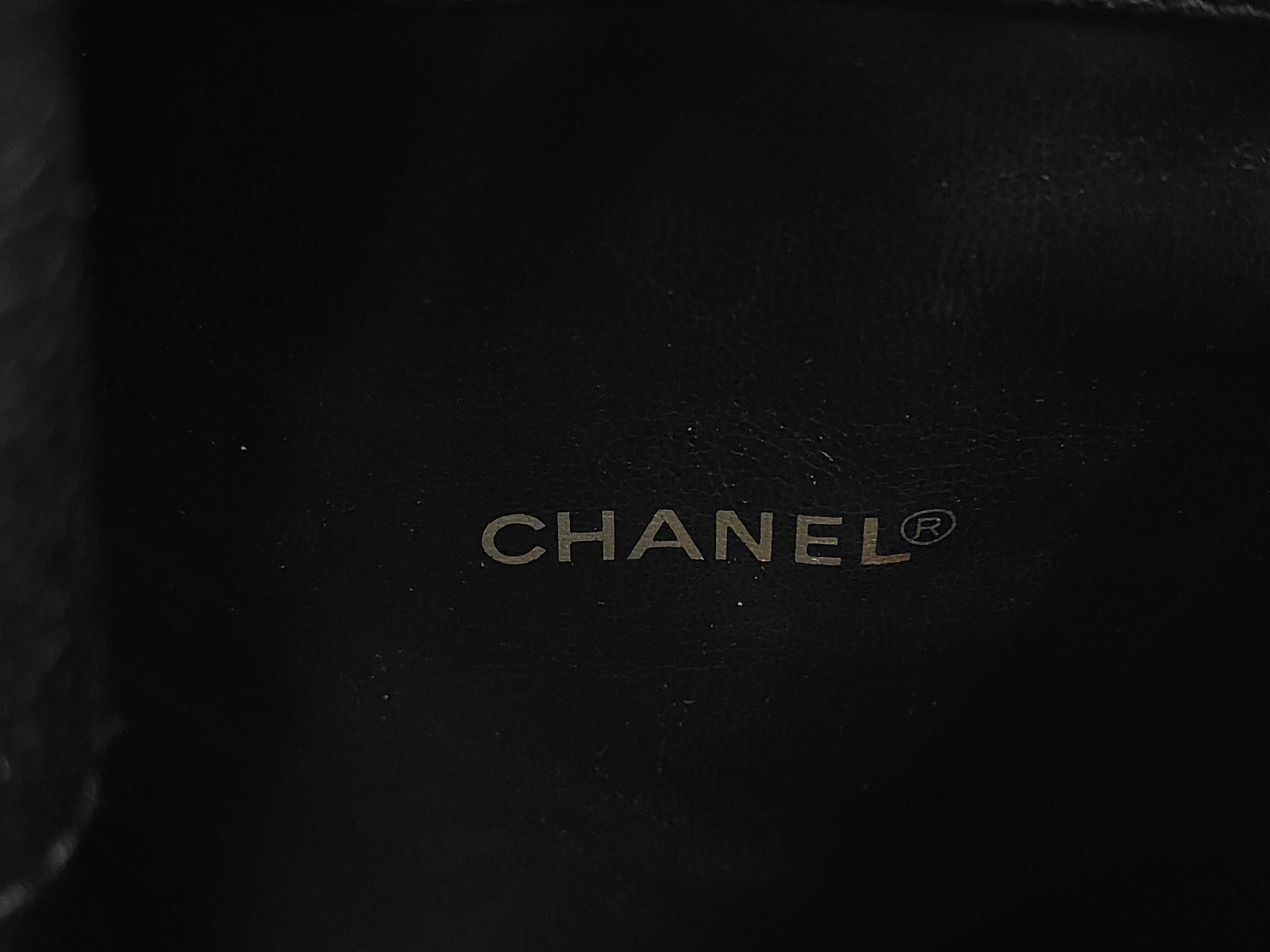 Vintage Drawstring Shoulder Bag, Black Leather Caviar Skin — view 13