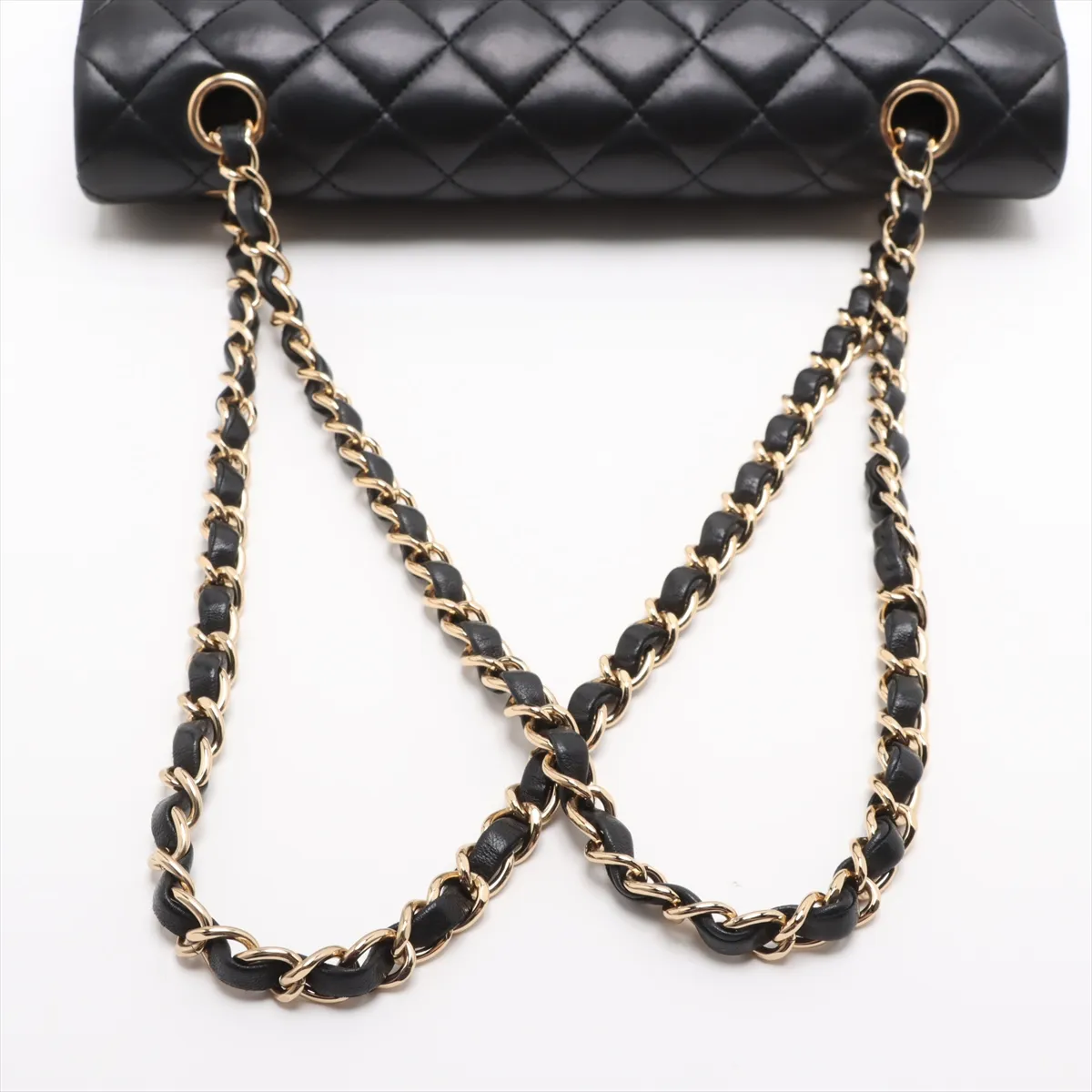 [Individually wrapped] Chanel Matelasse 25 Lambskin Double Flap Double Chain Bag Black Gold Hardware 16516822 16th Series A01112 — view 5