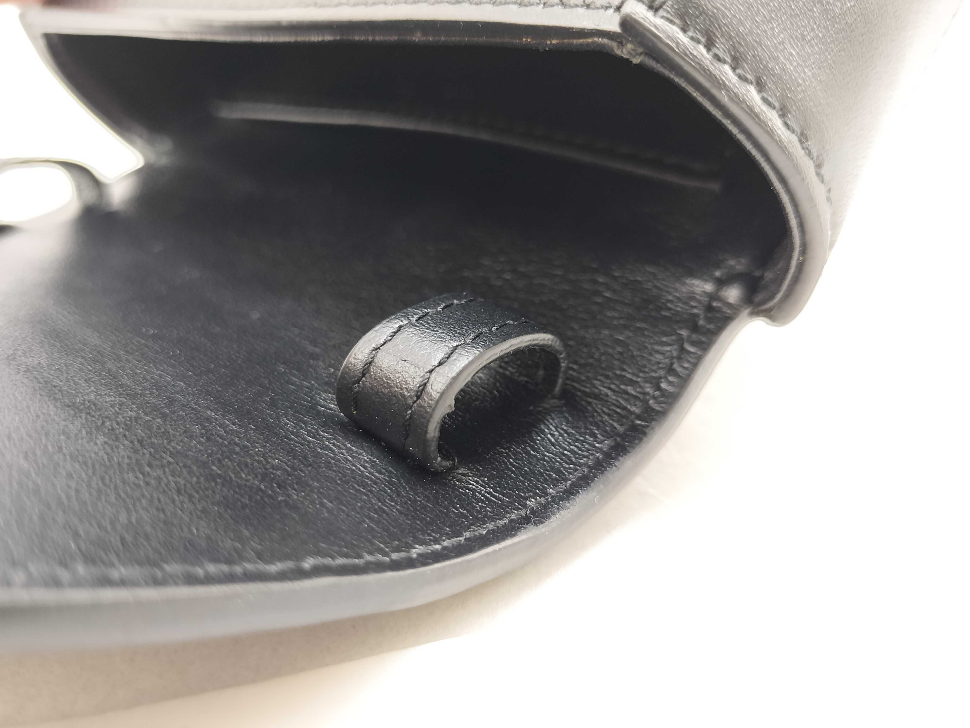 Triomphe Shoulder Bag Pouch — view 8