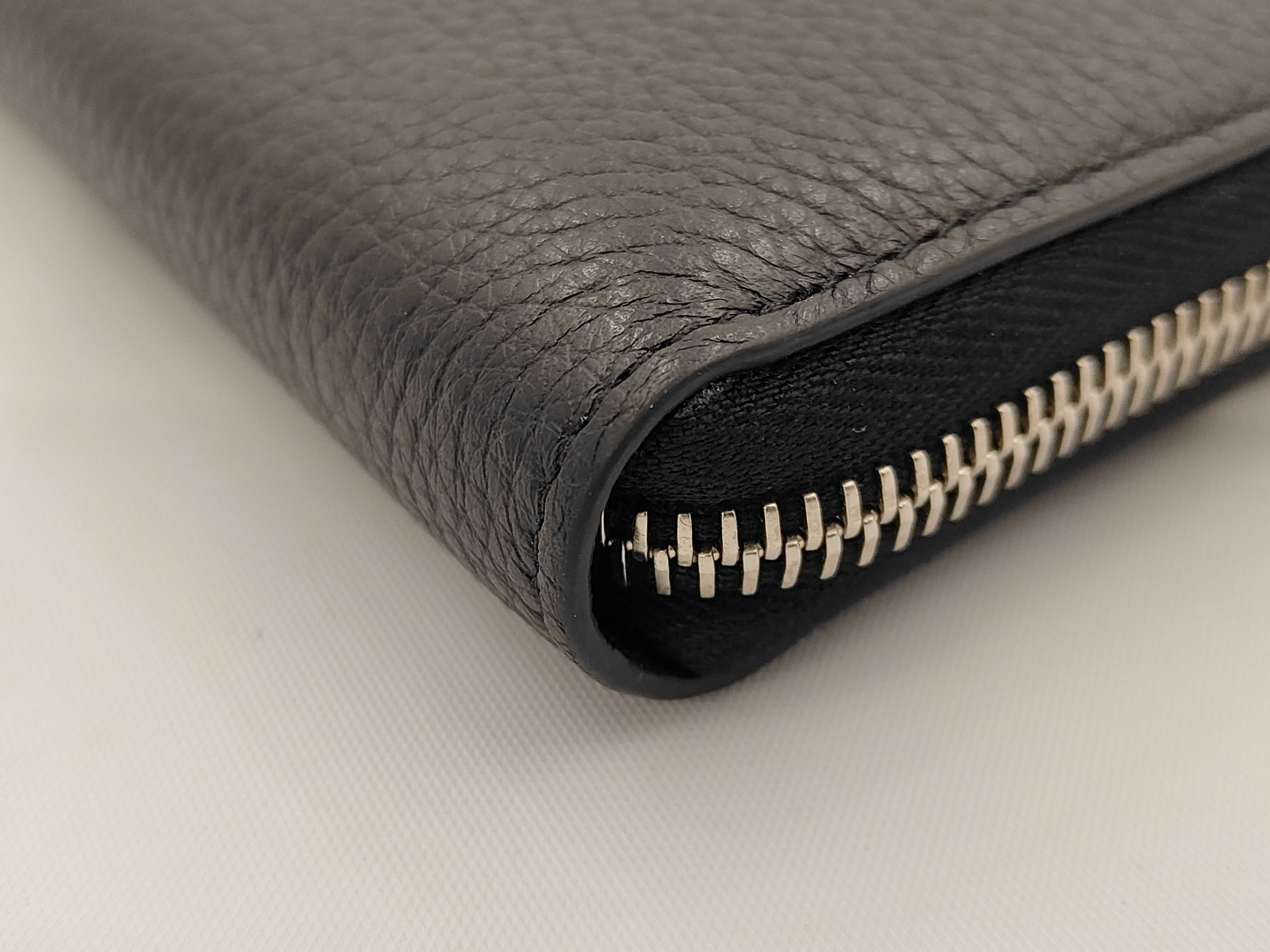 wallet — view 3