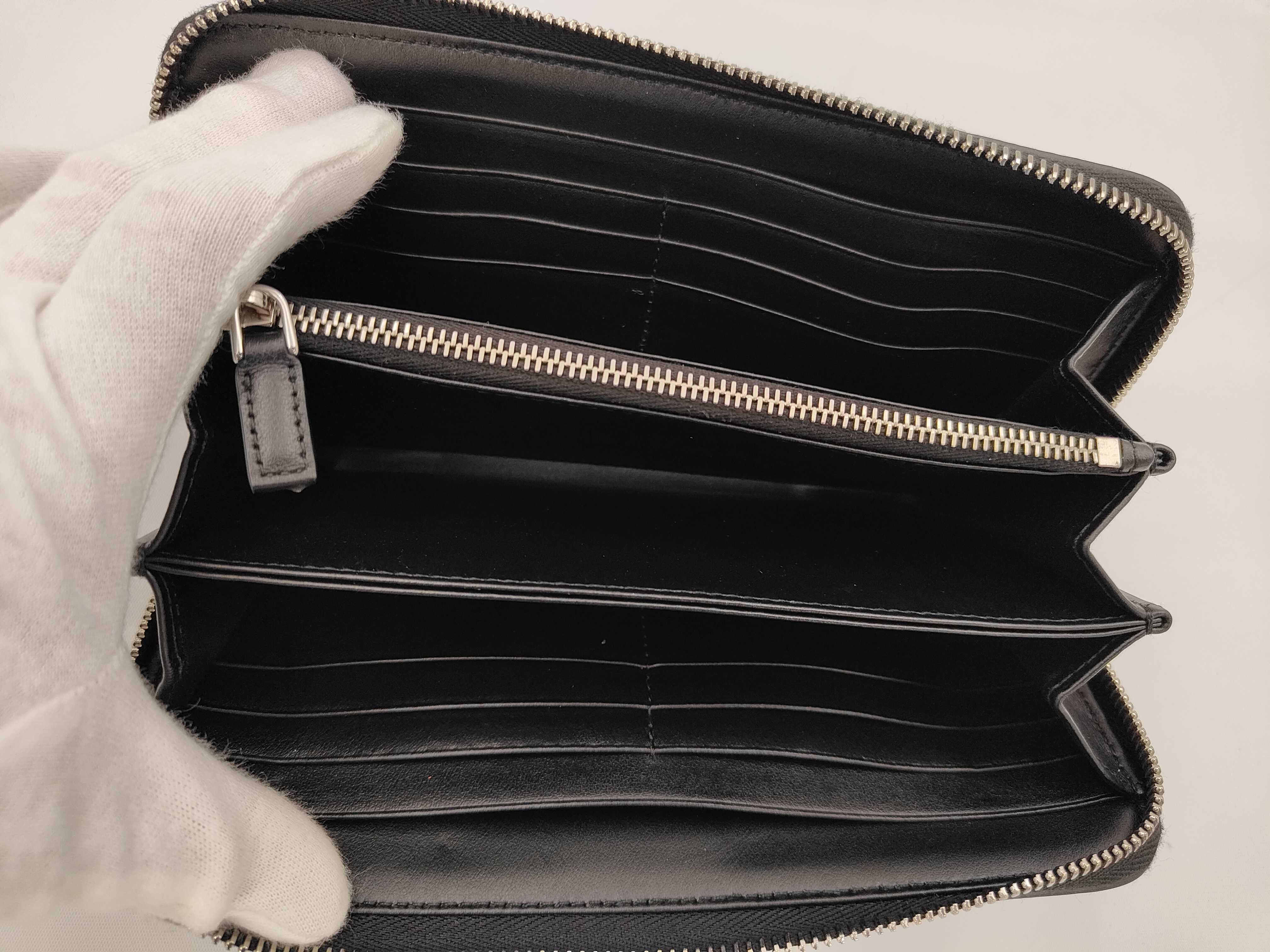 wallet — view 5