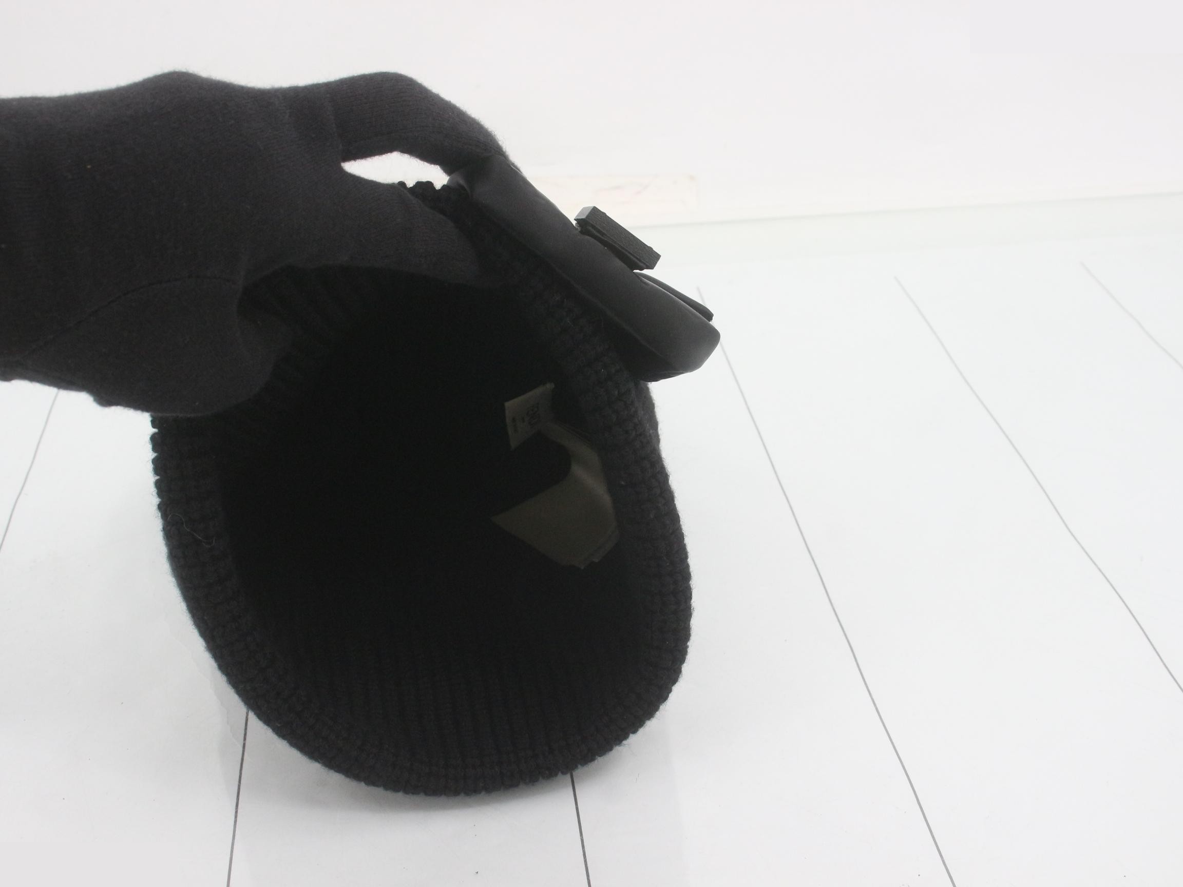 hat — view 3