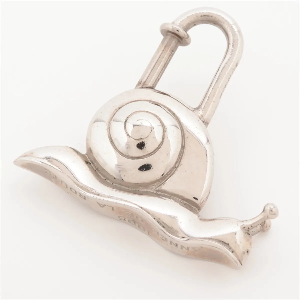 Cadena Snail 1995 Charm Metal Silver Bruises — view 2