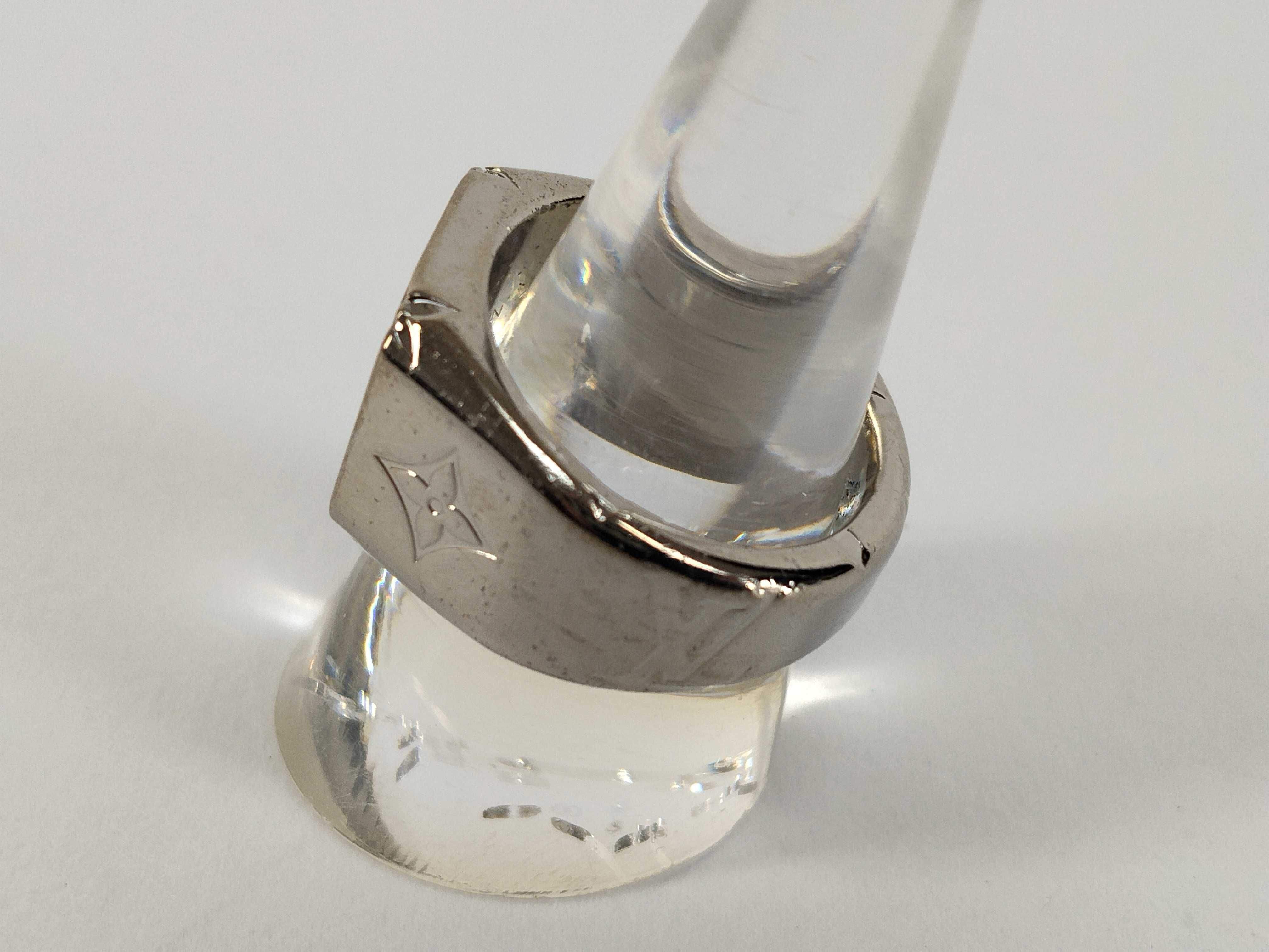 Signet Ring — view 2