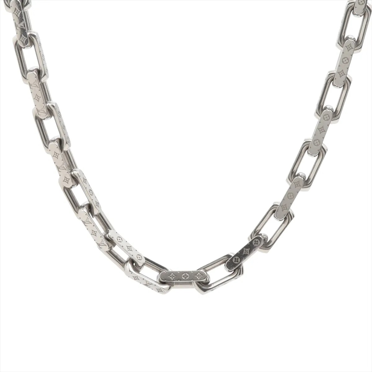 M00307 Collier Chain Monogram LE0275 Necklace GP Silver. Shows