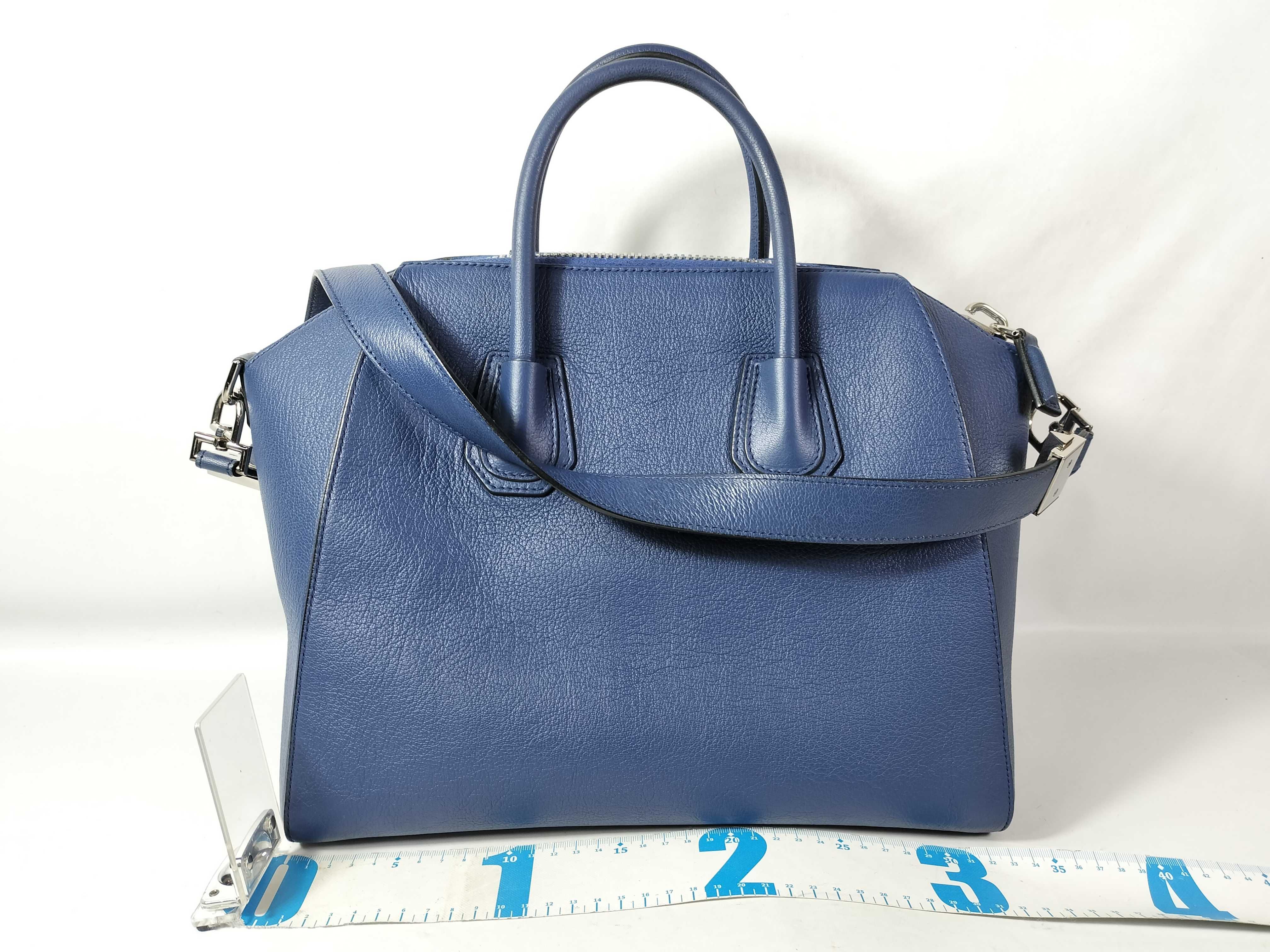 Goatskin Antigona Medium Navy BB05100012 Handbag — view 2
