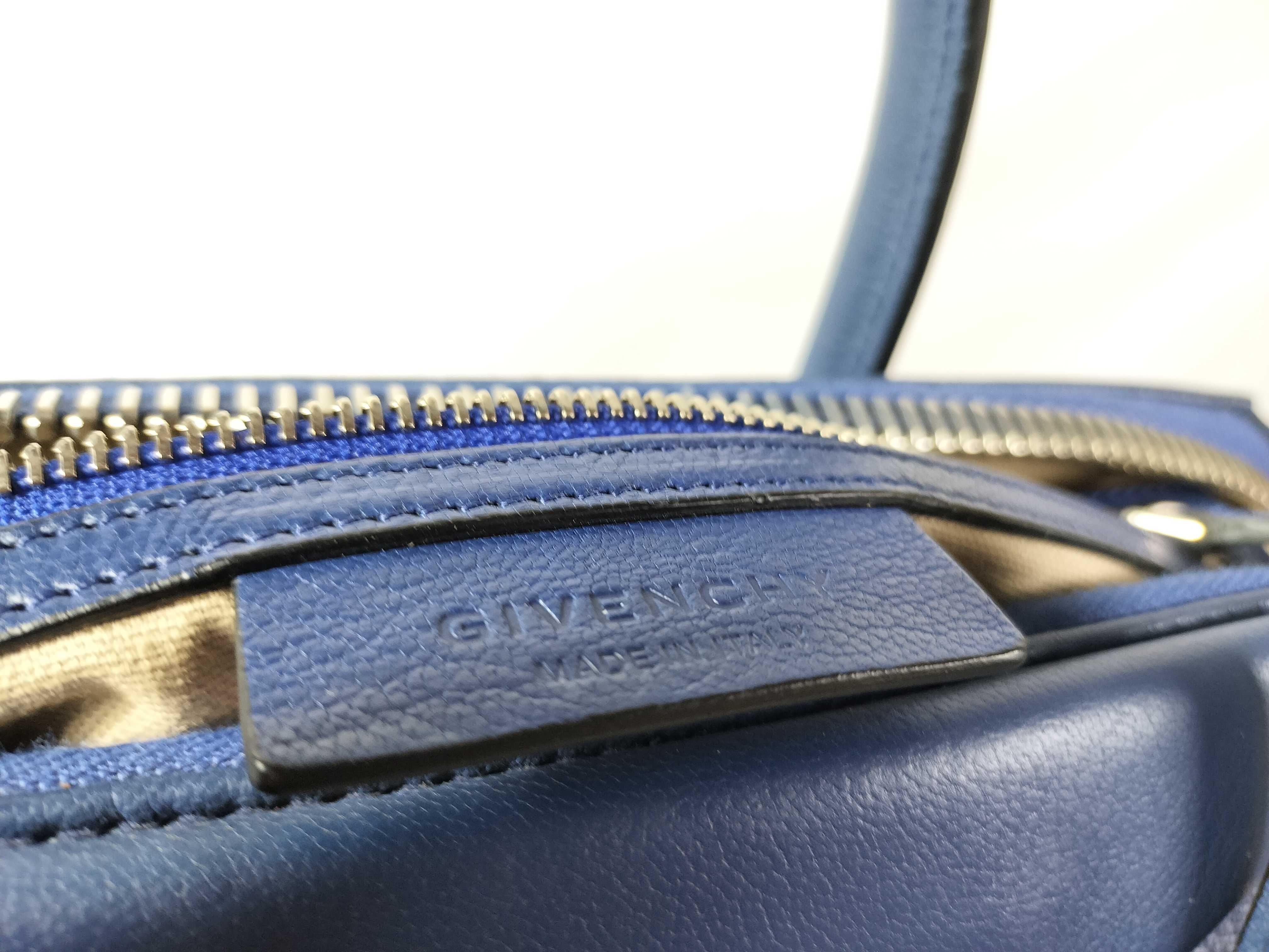 Goatskin Antigona Medium Navy BB05100012 Handbag — view 11