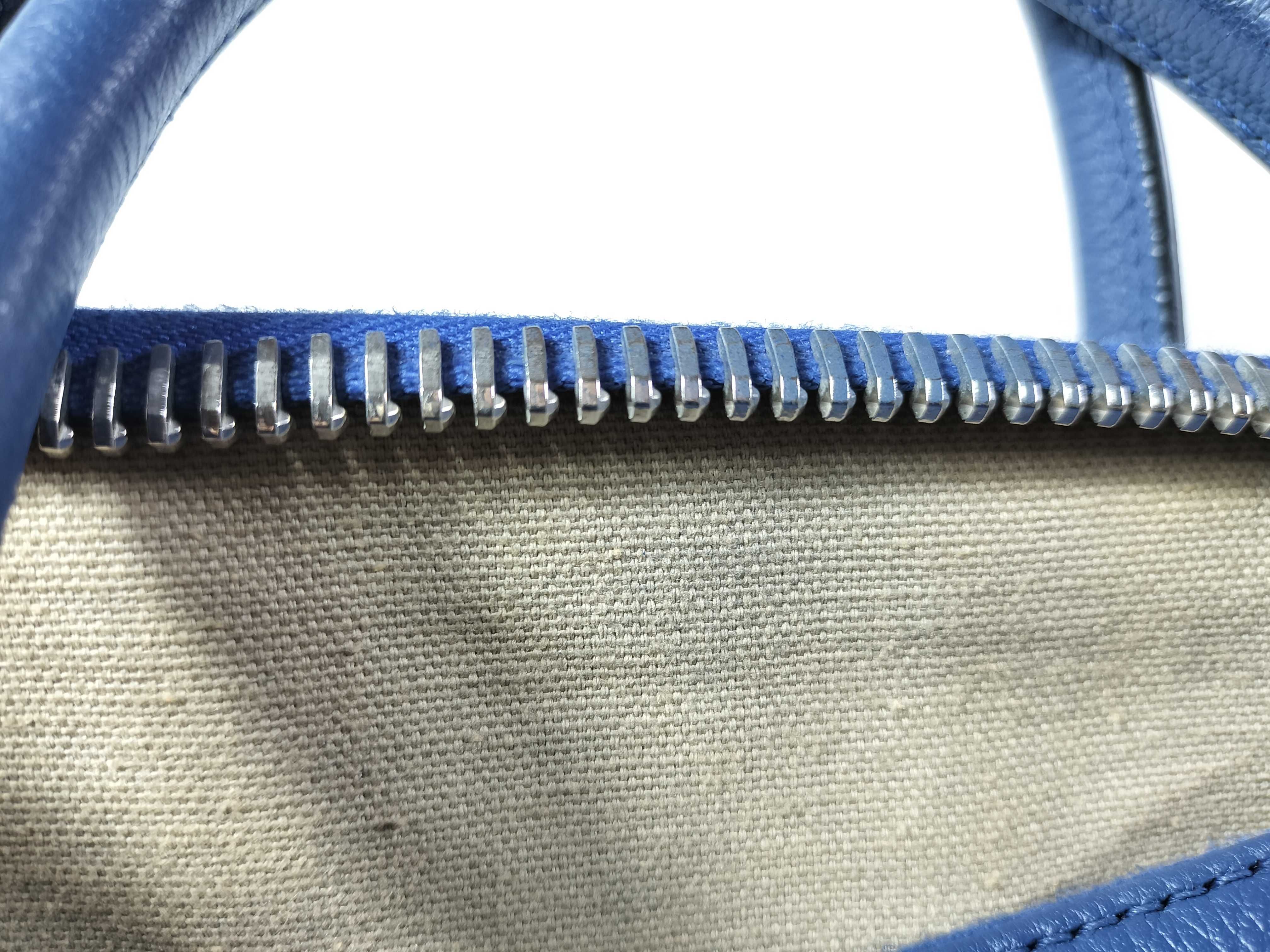 Goatskin Antigona Medium Navy BB05100012 Handbag — view 12