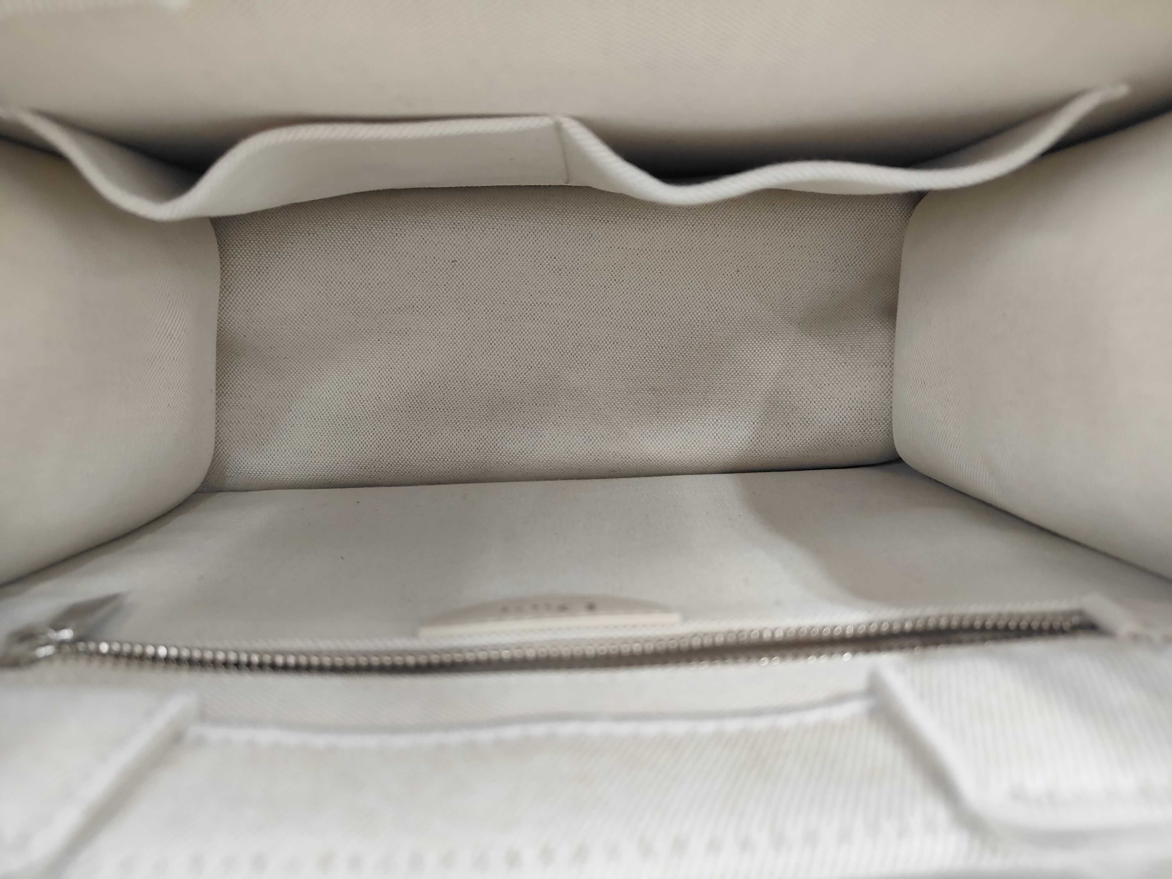 Embroidery Book Tote Handbag — view 9