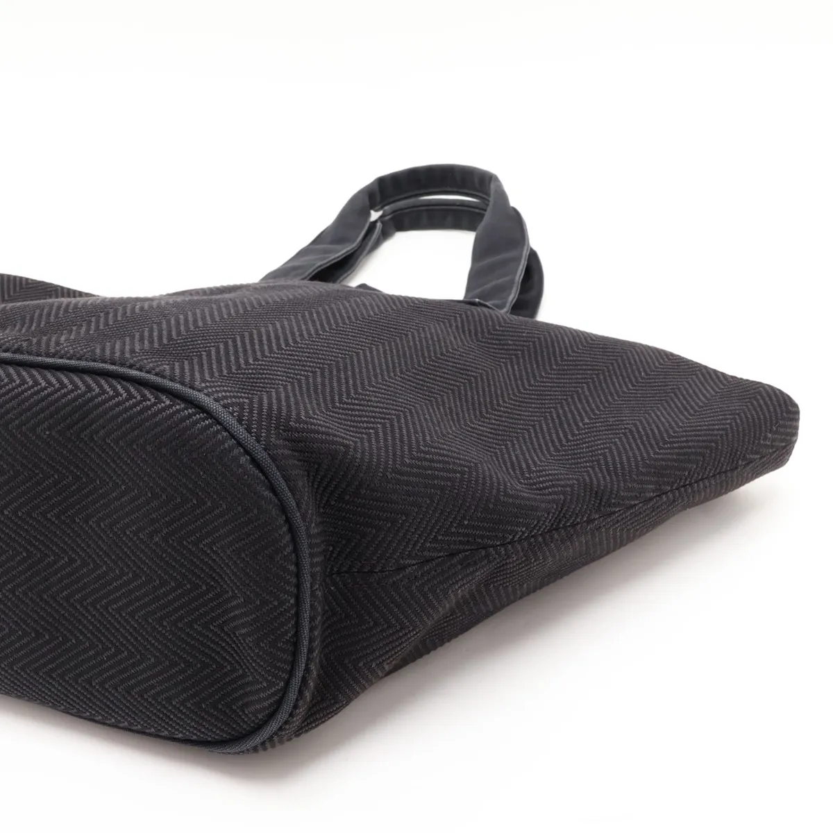 Panier de Plage PM Toile Chevron Black Silver Hardware — view 3
