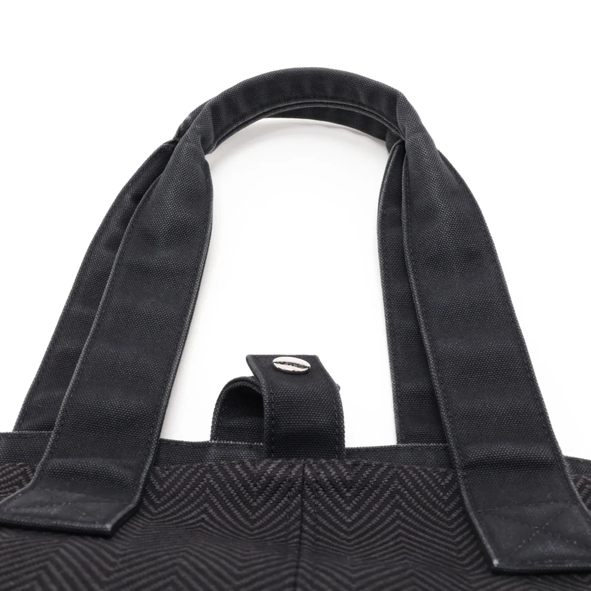 Panier de Plage PM Toile Chevron Black Silver Hardware — view 6