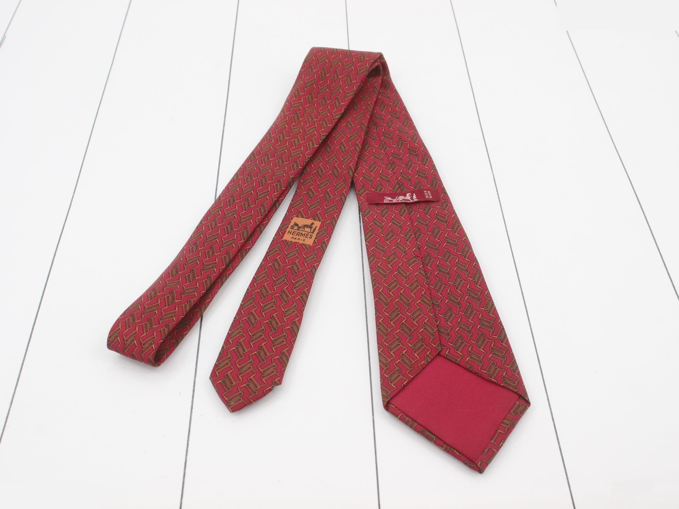 Silk tie — view 2