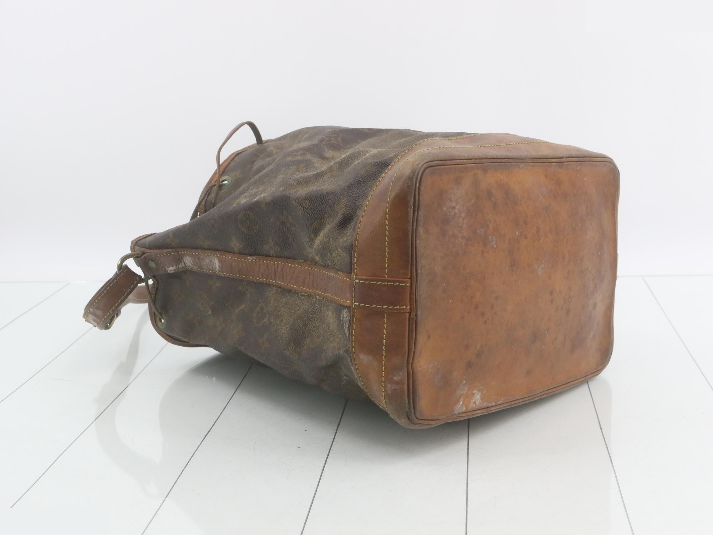 Noe Monogram Shoulder Bag — view 5