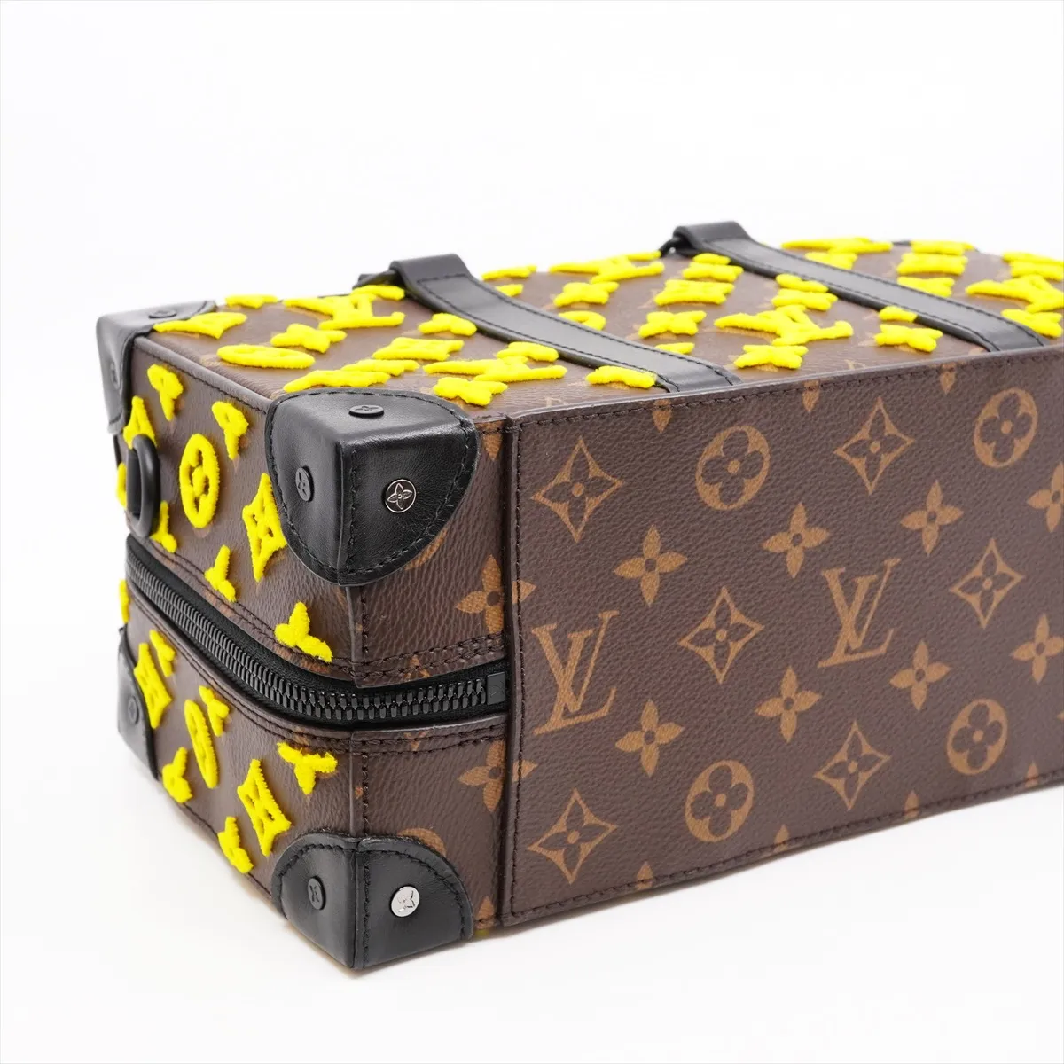 Monogram Tuftage Speedy Soft Trunk M45025. RFID detected. Brown x Yellow trunk. Comes with dust bag. Hardware — view 4