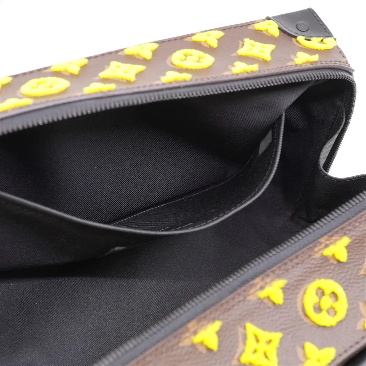 Monogram Tuftage Speedy Soft Trunk M45025. RFID detected. Brown x Yellow trunk. Comes with dust bag. Hardware — view 9
