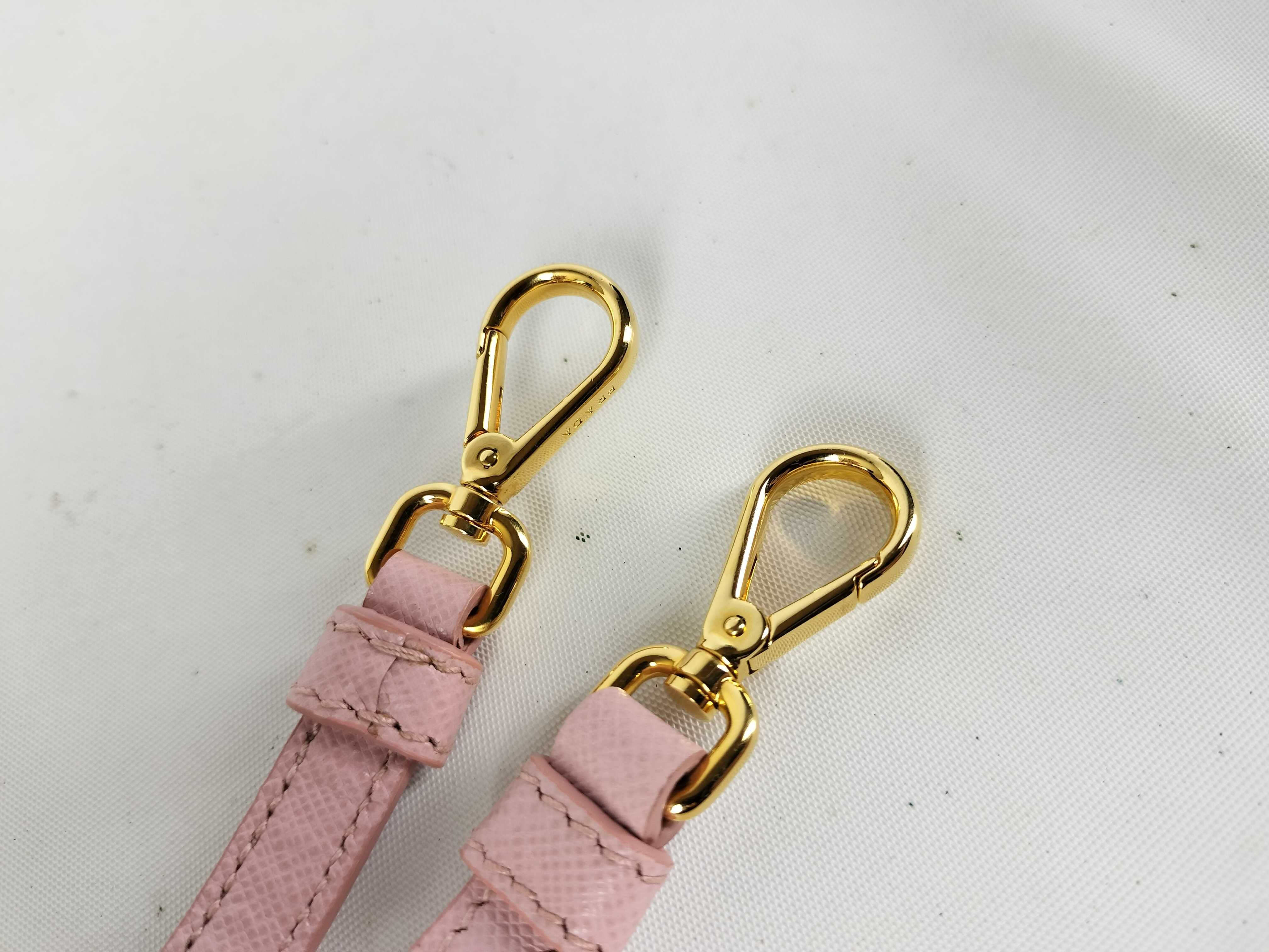 shoulder strap only. — view 2