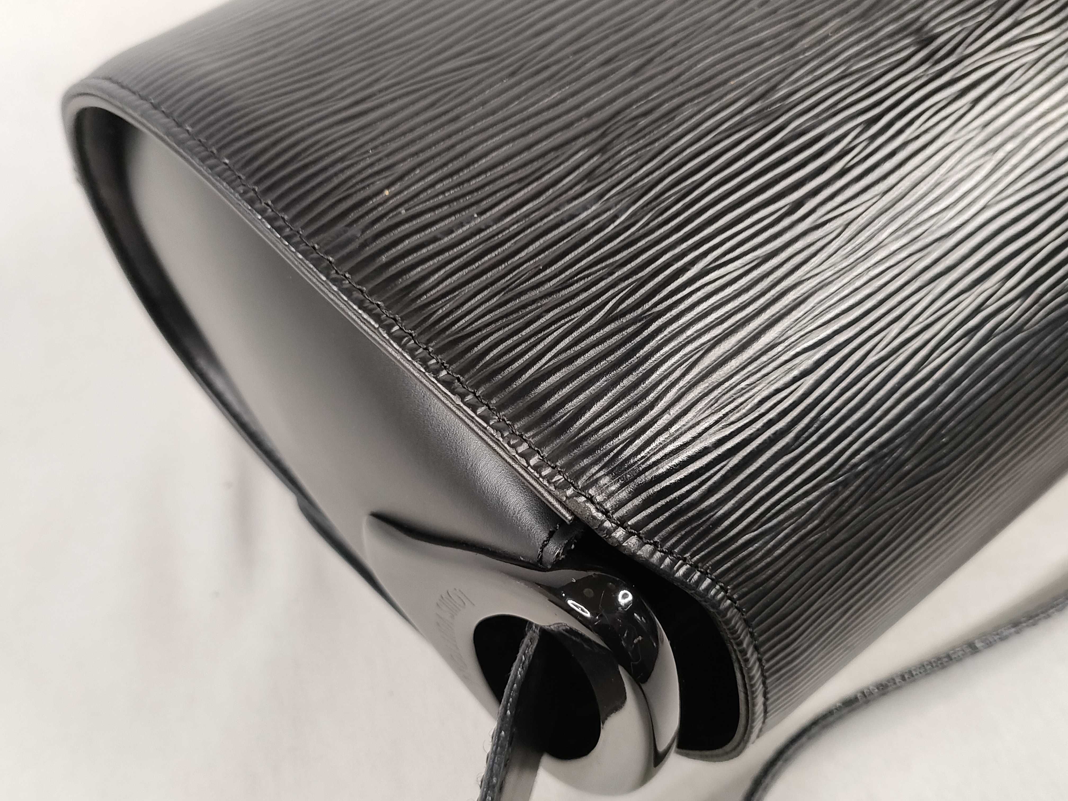 Epi Nocturne GM M52172 Shoulder Bag — view 14