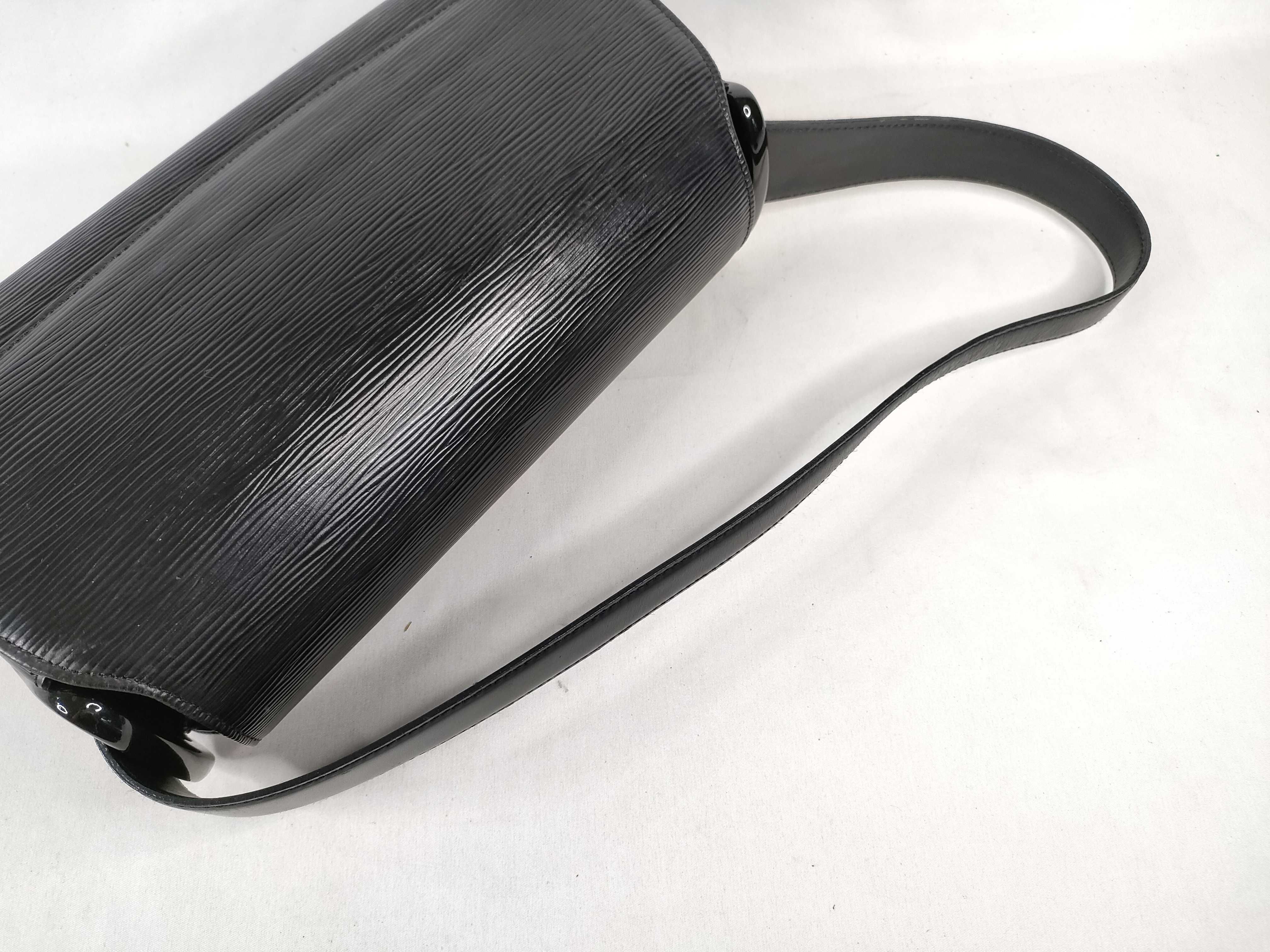 Epi Nocturne GM M52172 Shoulder Bag — view 3
