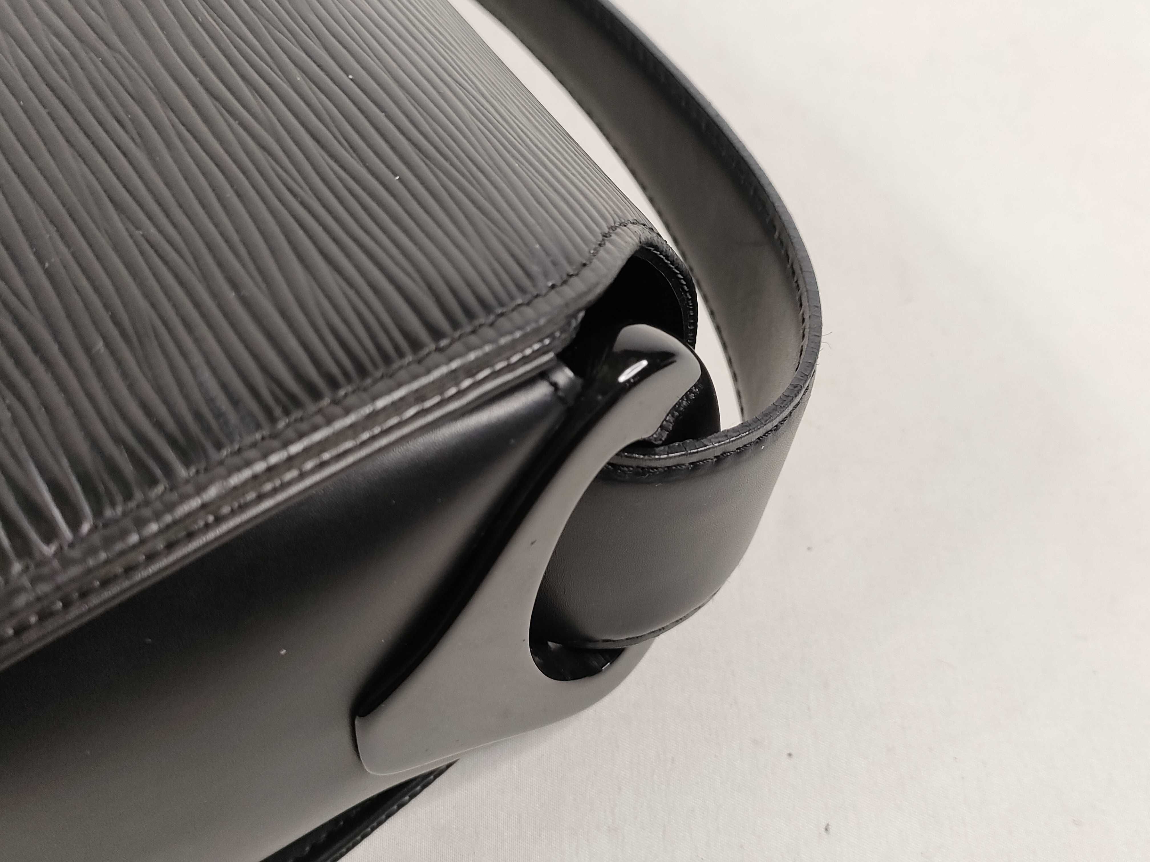 Epi Nocturne GM M52172 Shoulder Bag — view 5