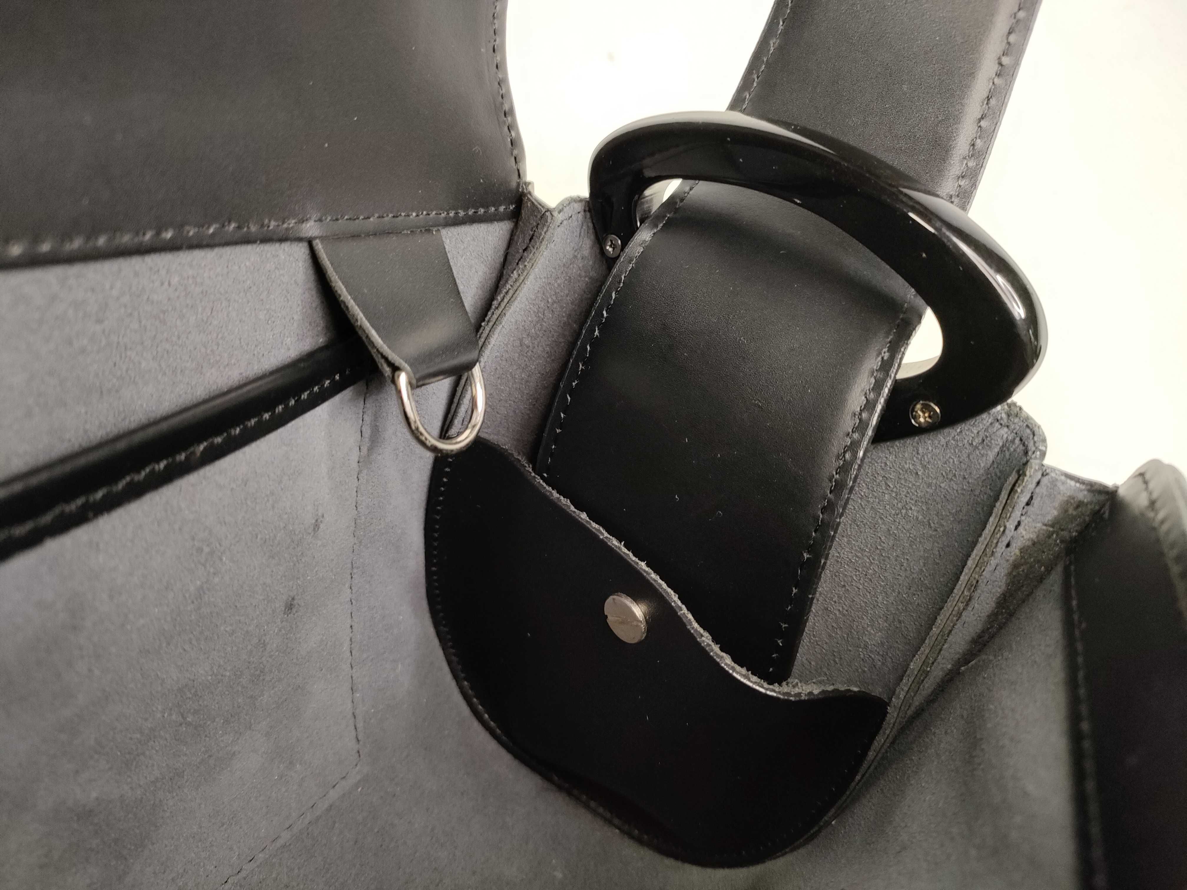 Epi Nocturne GM M52172 Shoulder Bag — view 8