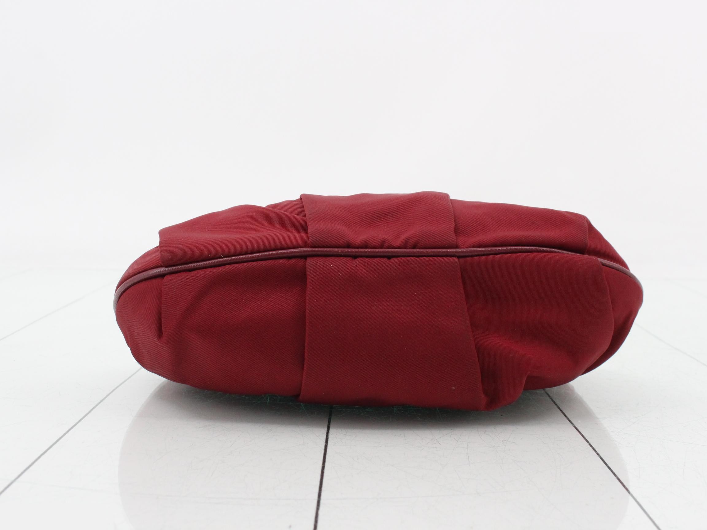 Nylon pouch, burgundy — view 3
