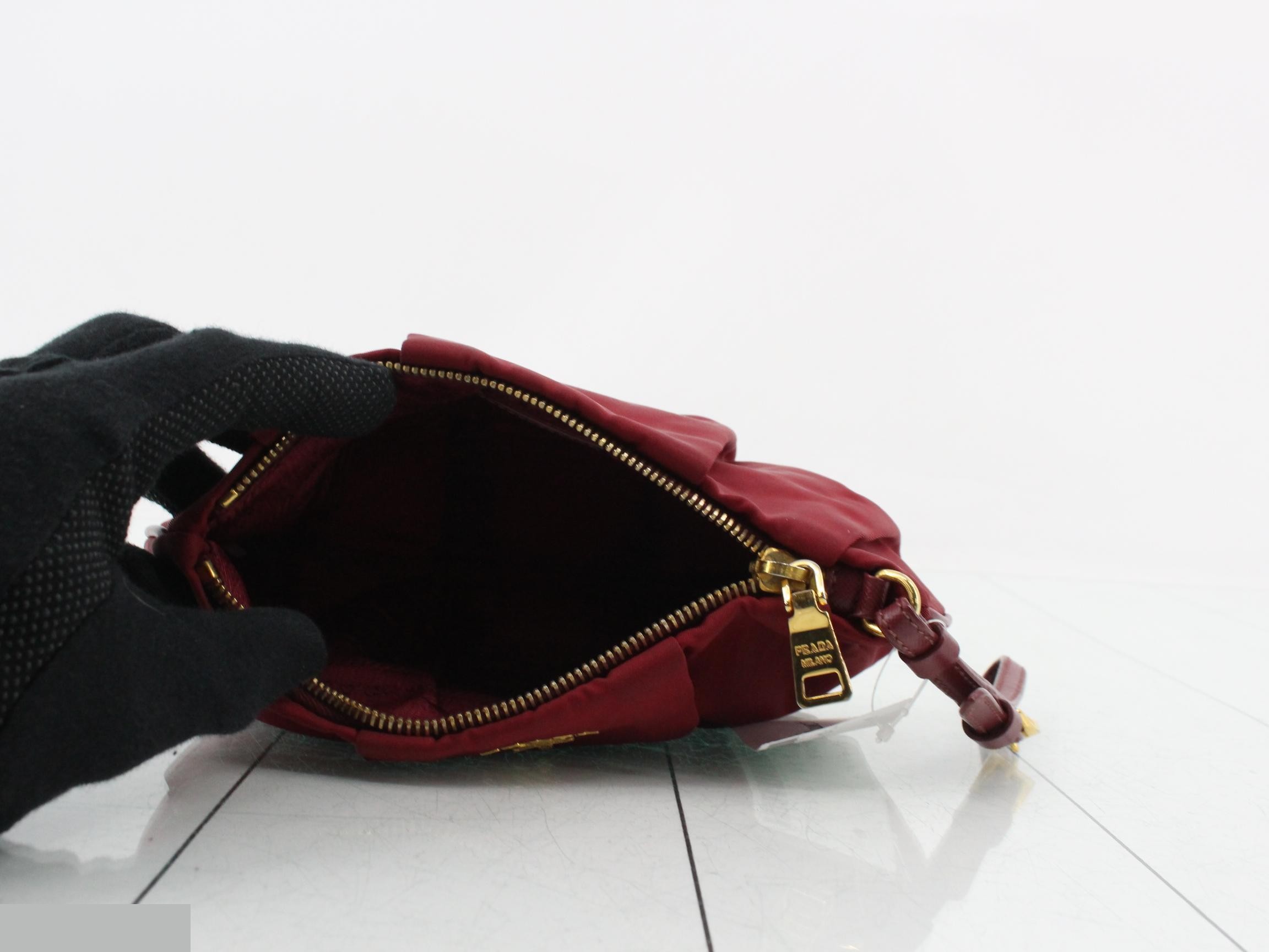 Nylon pouch, burgundy — view 4