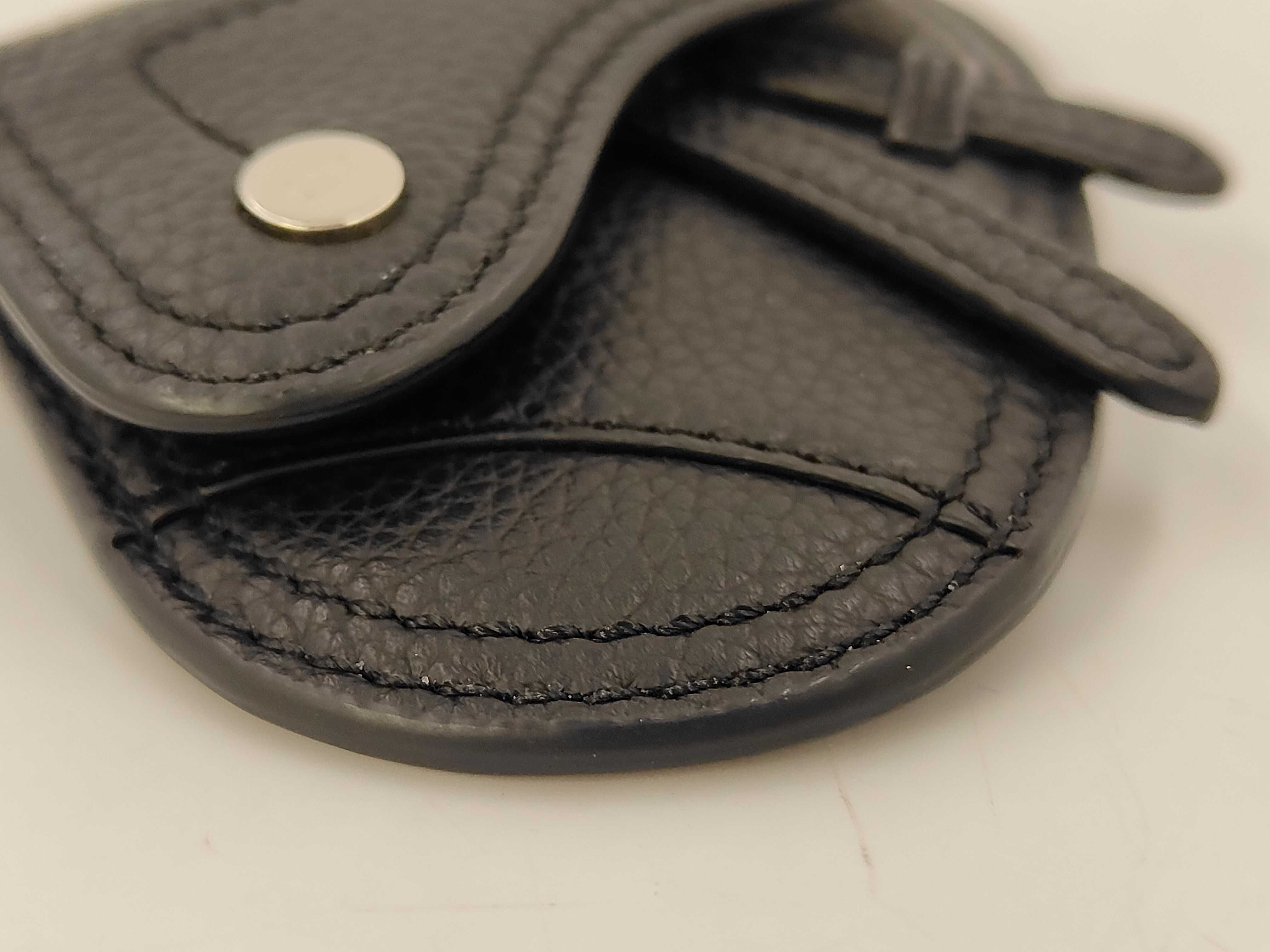 Saddle Pouch and other accessories — view 3