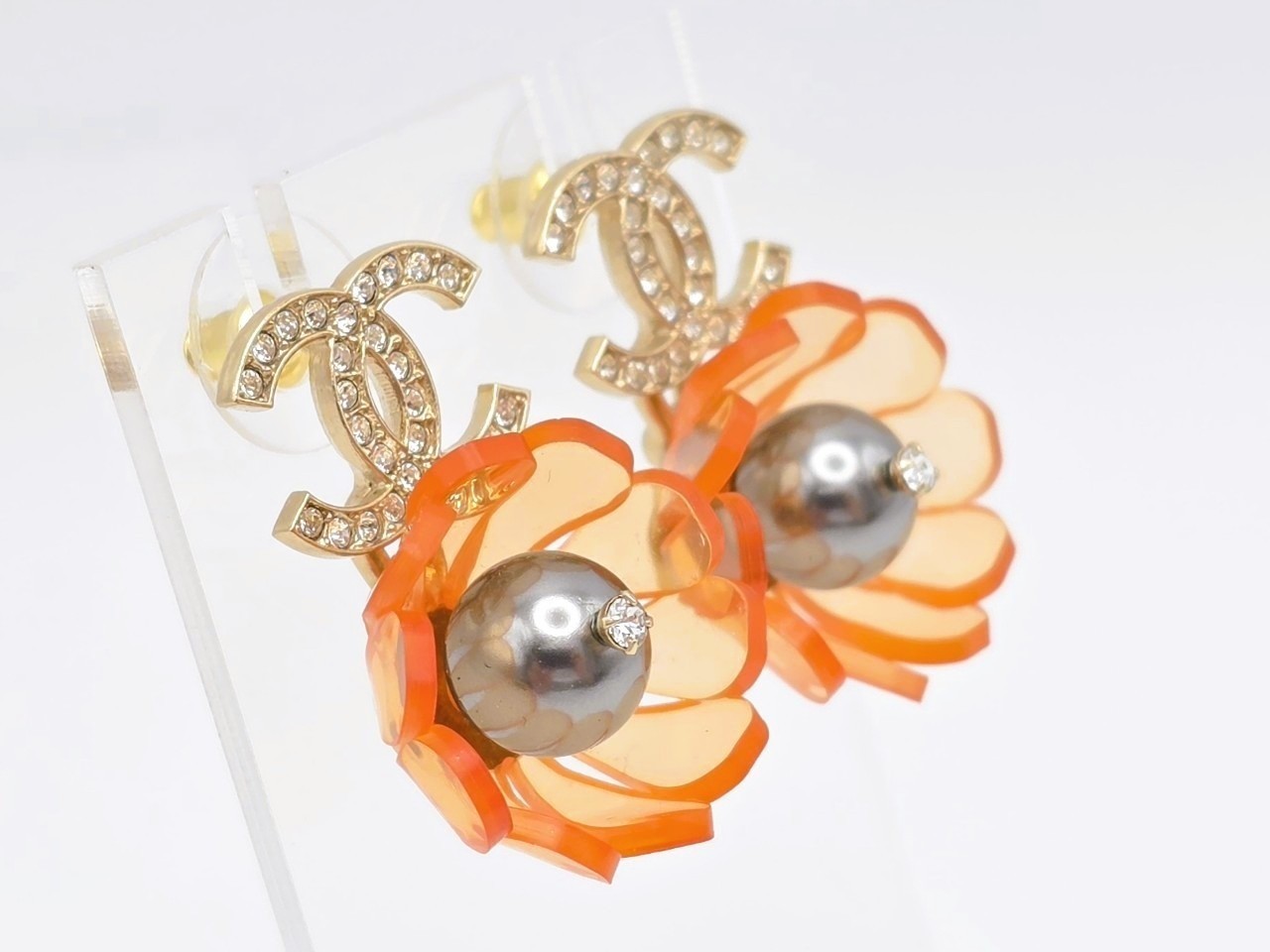 earrings — view 2