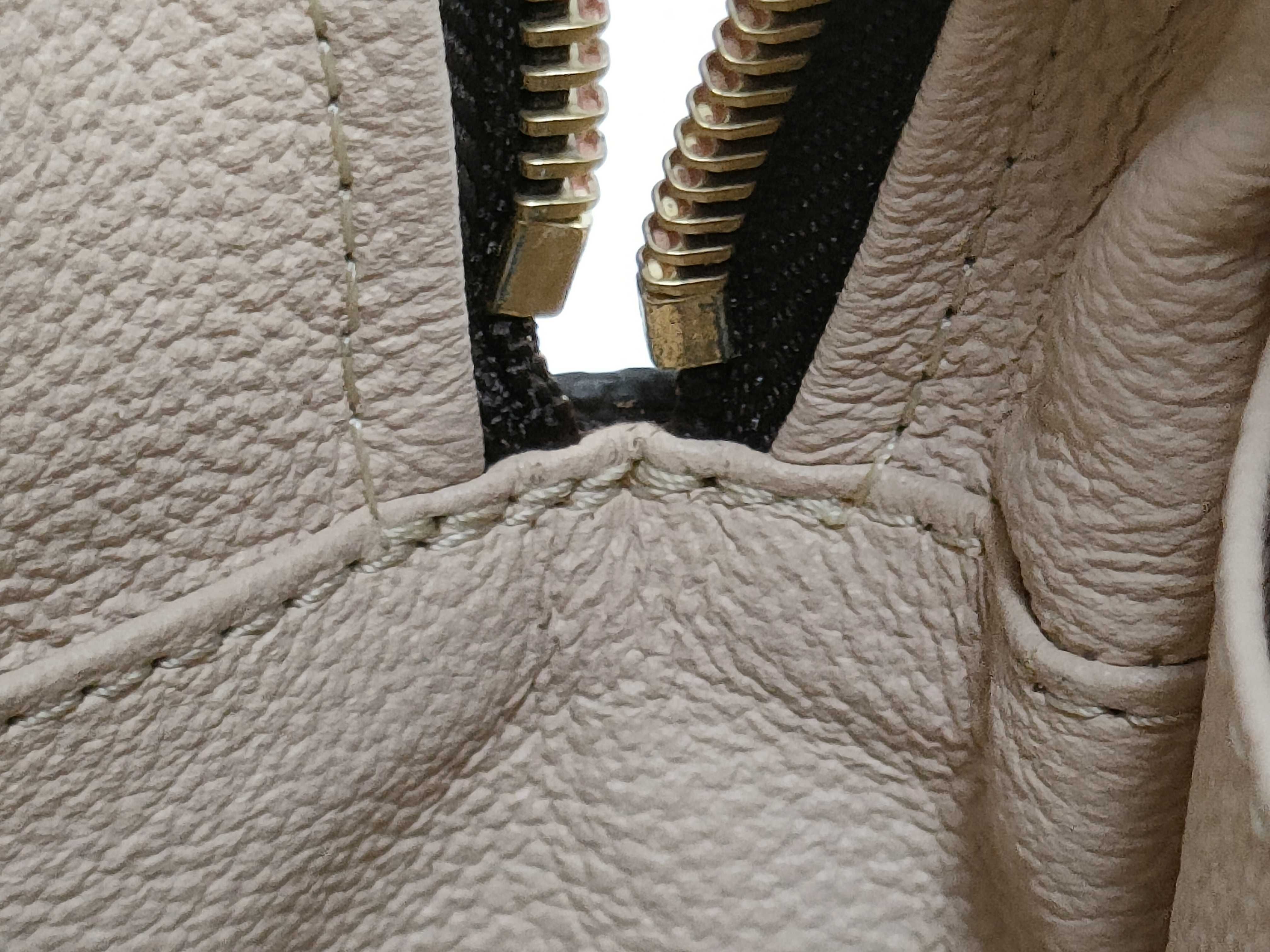 Monogram LV Monogram Trousses Toilette 28 M47522 MB3097 Pouch — view 14