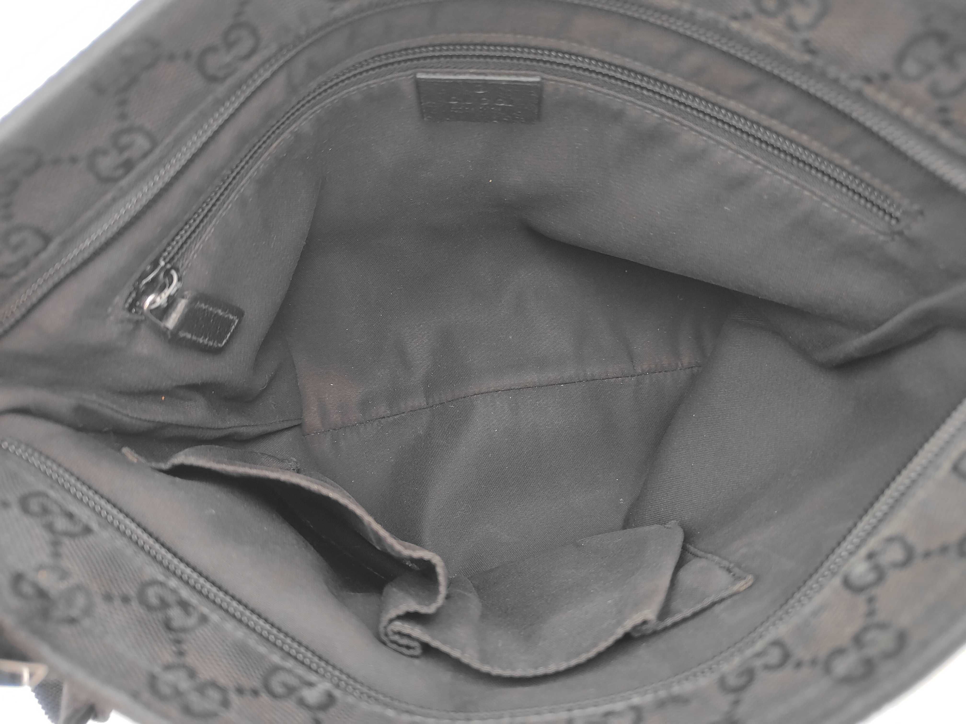 GG Shoulder Bag GG Canvas Shoulder Bag — view 8