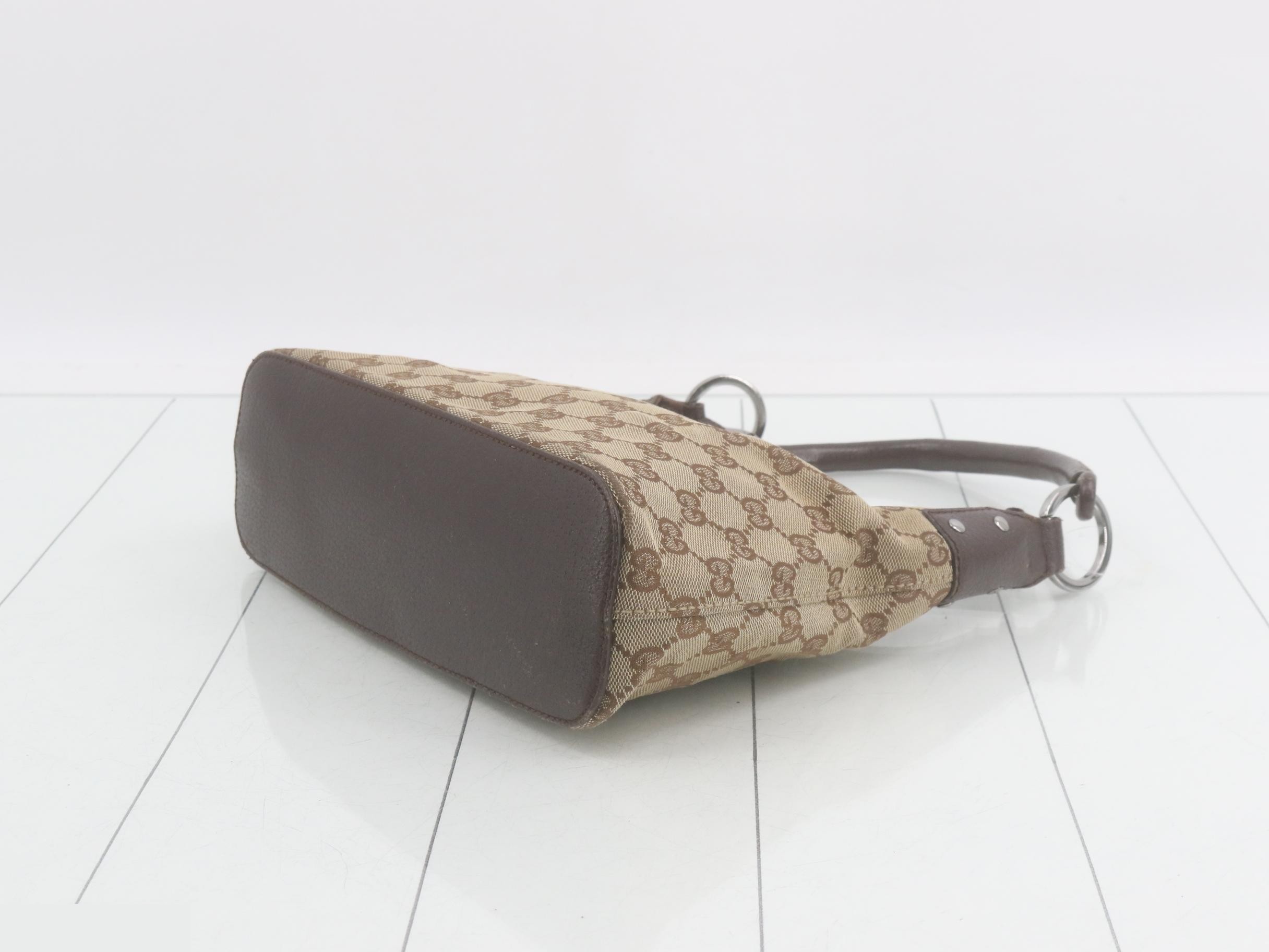 pouch — view 6