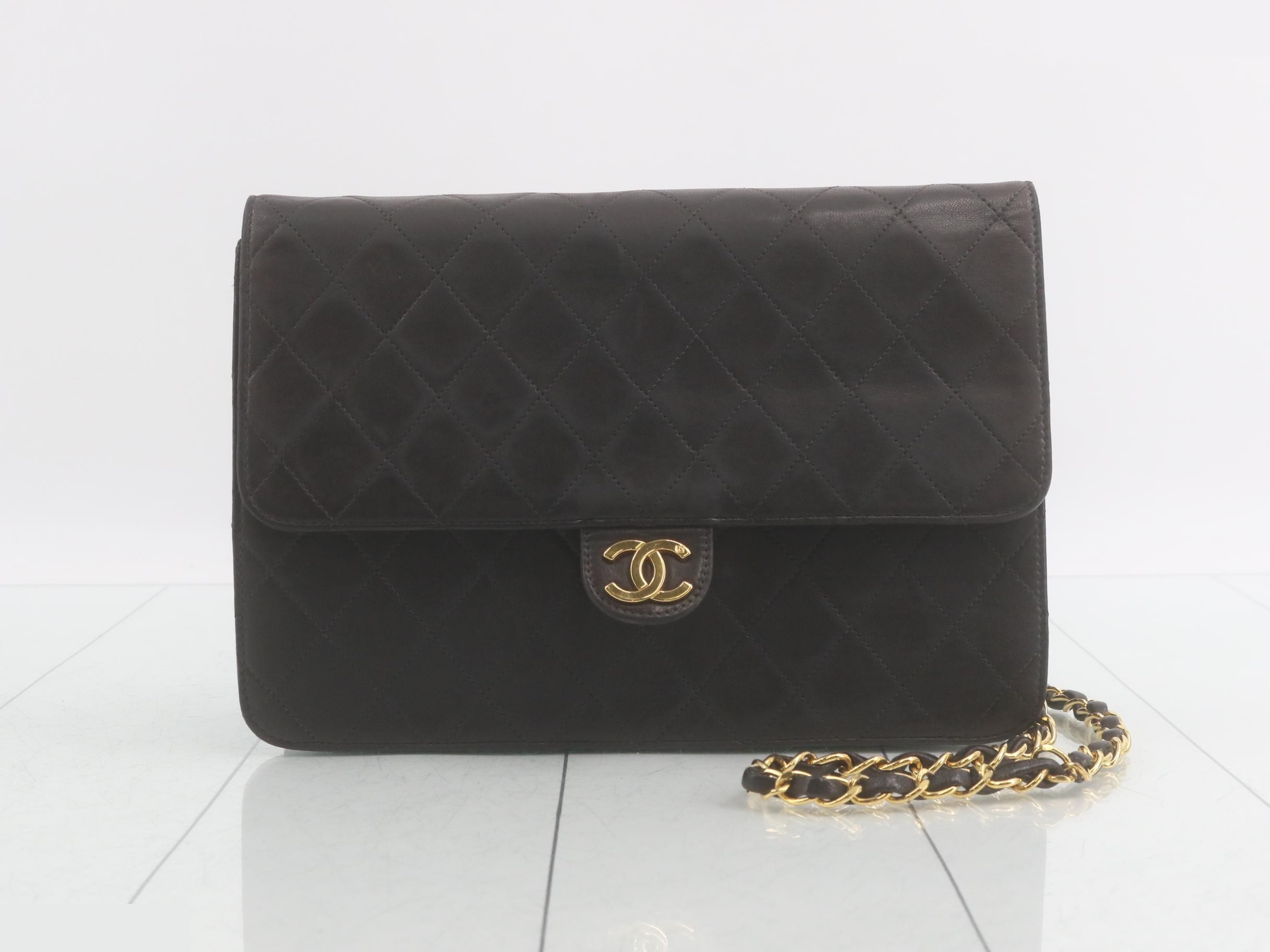 Matelassé Black Shoulder Bag