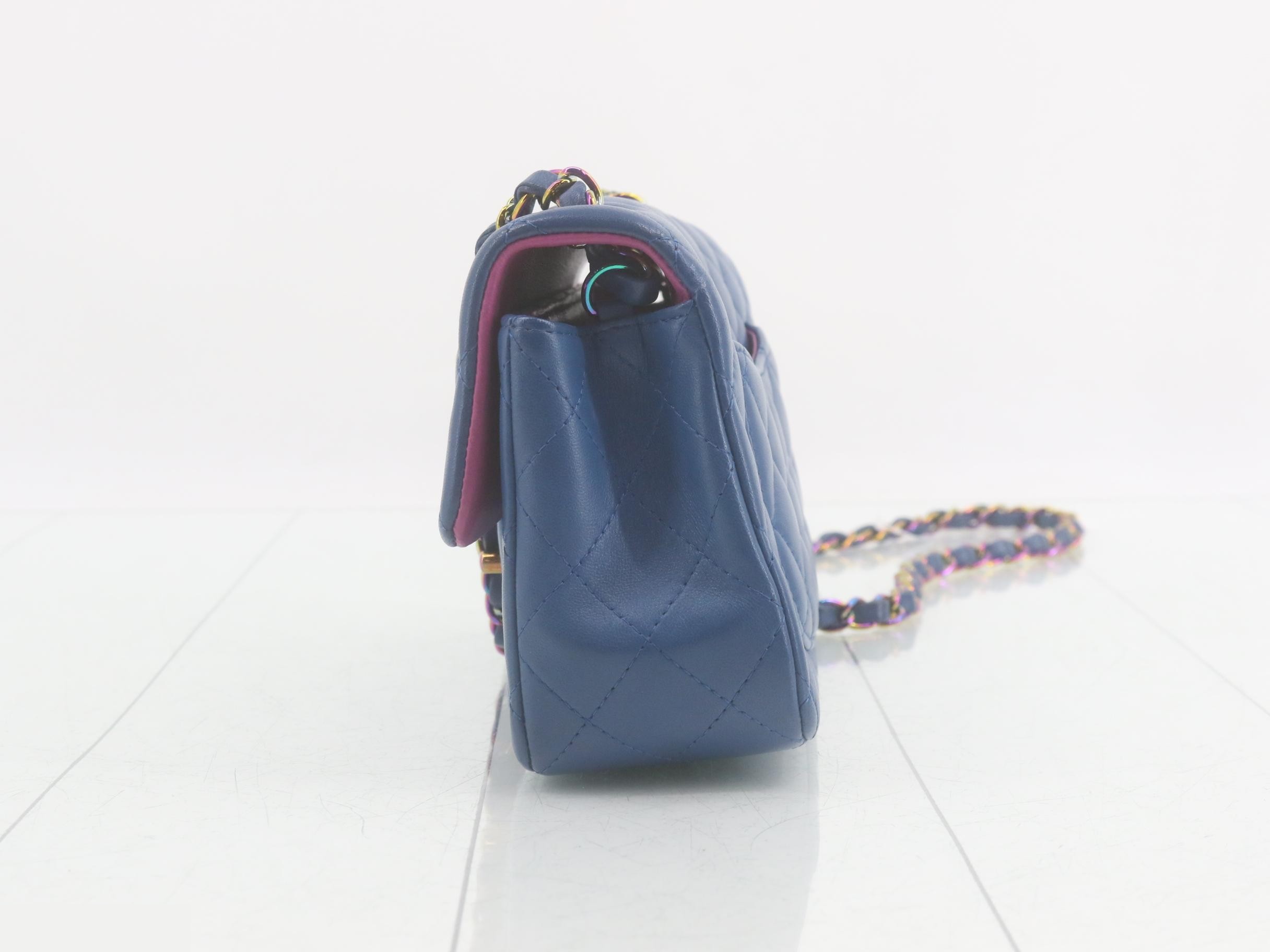 Matelassé lambskin chain shoulder bag, blue — view 3