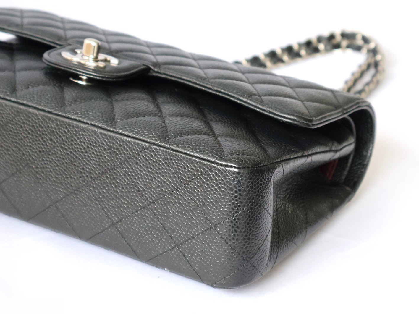 Caviar leather Matelassé 25 Double flap Double chain shoulder bag, black — view 4