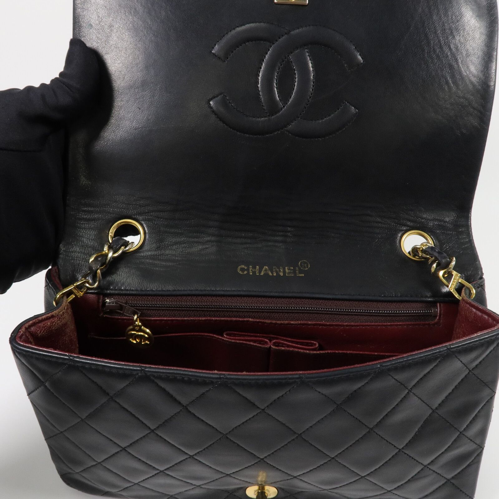 Vintage Black Lambskin Full Flap w/GHW — view 16
