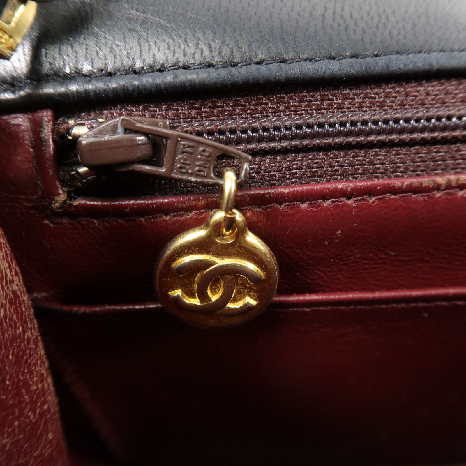 Vintage Black Lambskin Full Flap w/GHW — view 9