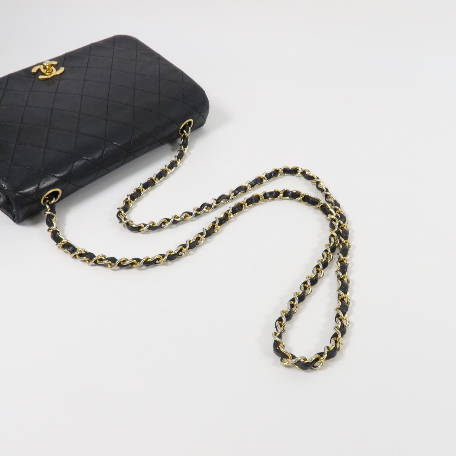 Vintage Black Lambskin Full Flap w/GHW — view 10