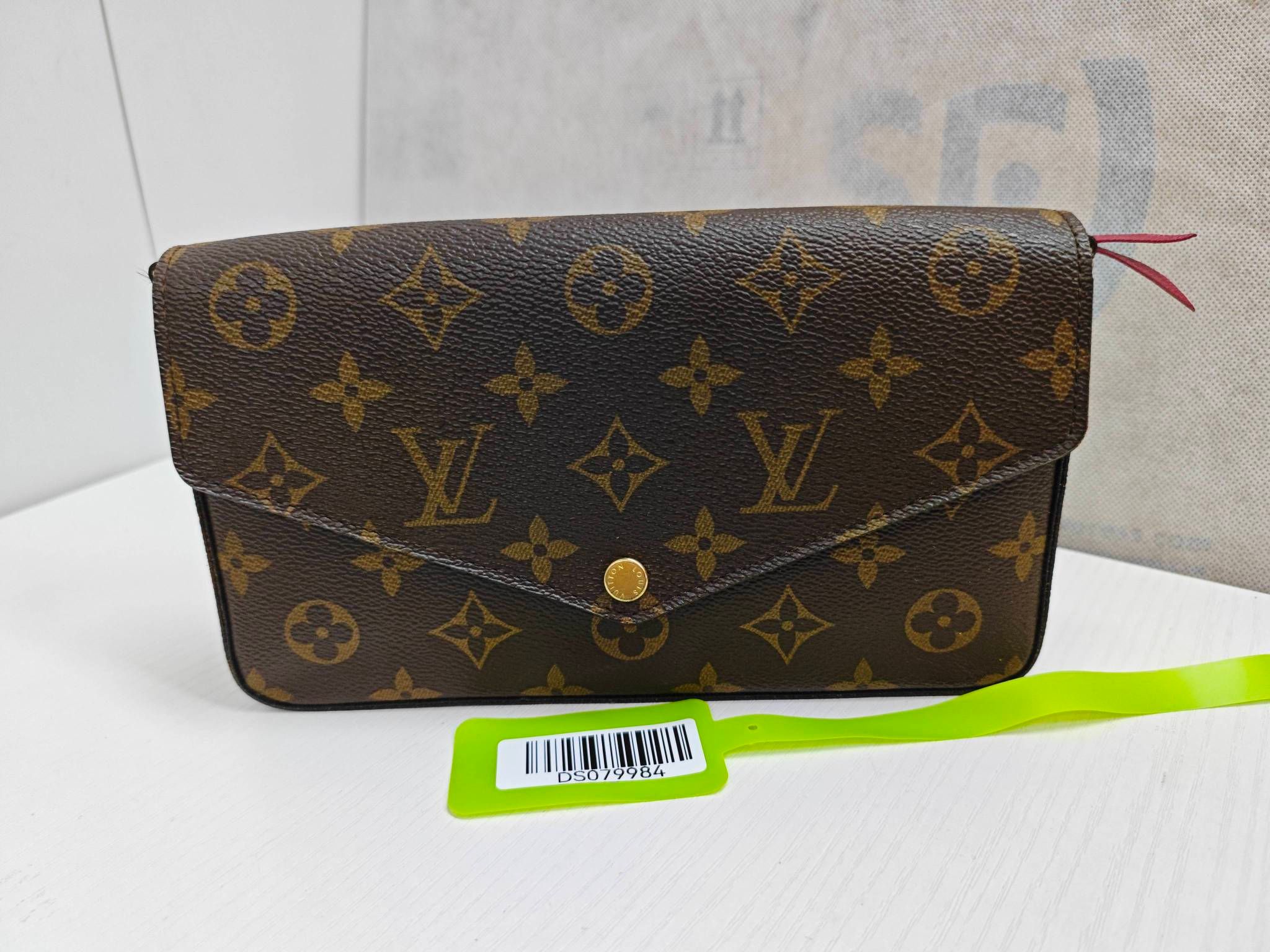 Félicie Pochette, Monogram